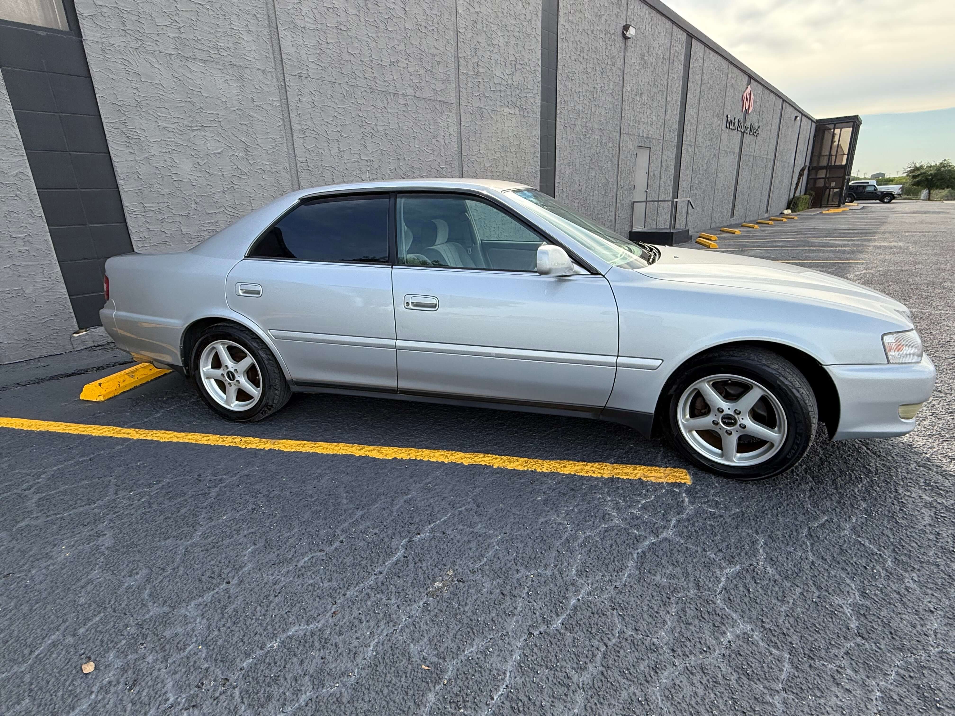 JDM 1997 Toyota Chaser Avante JZX100 2500cc 1JZ