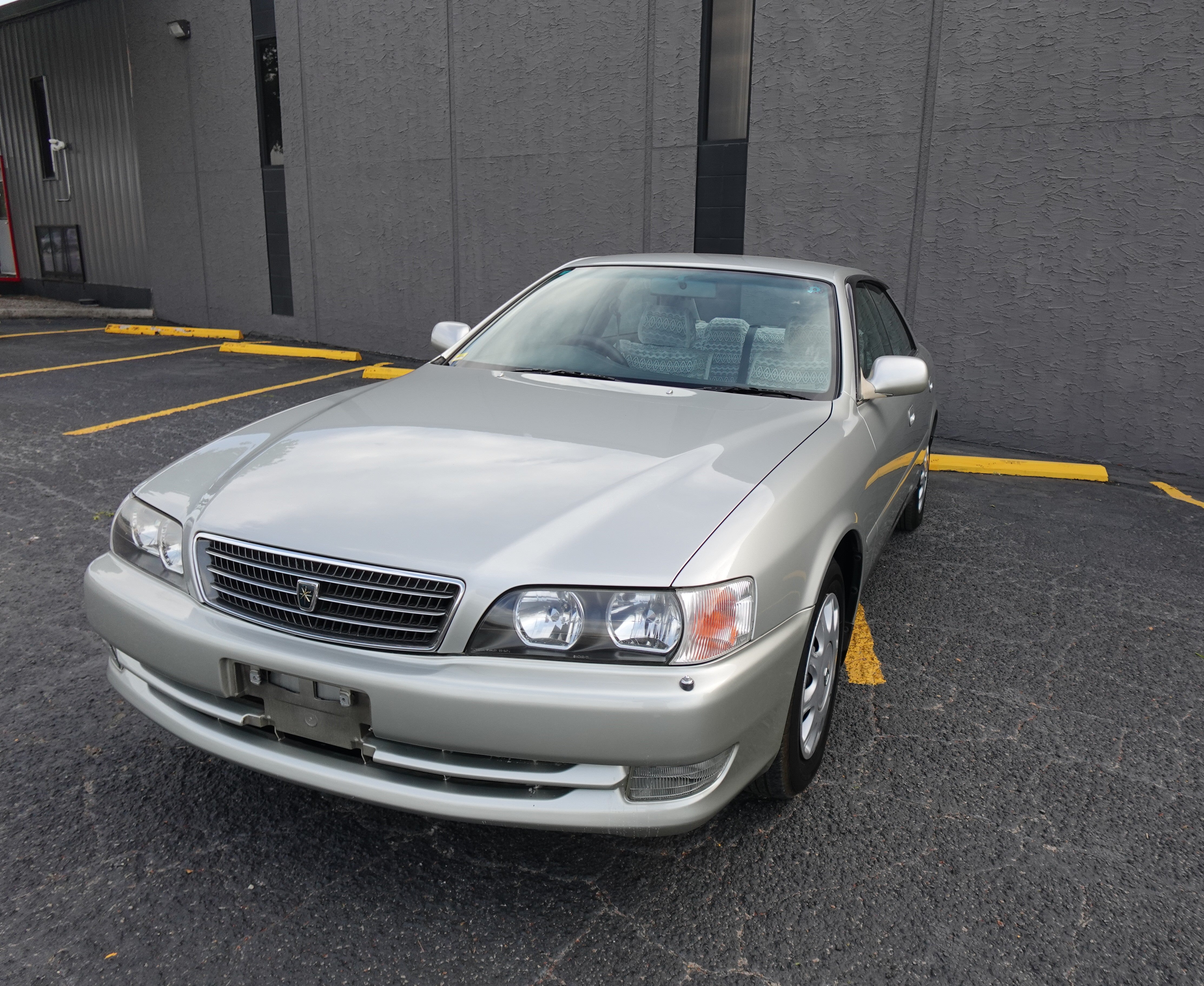 Toyota Chaser Avante JZX100 1998