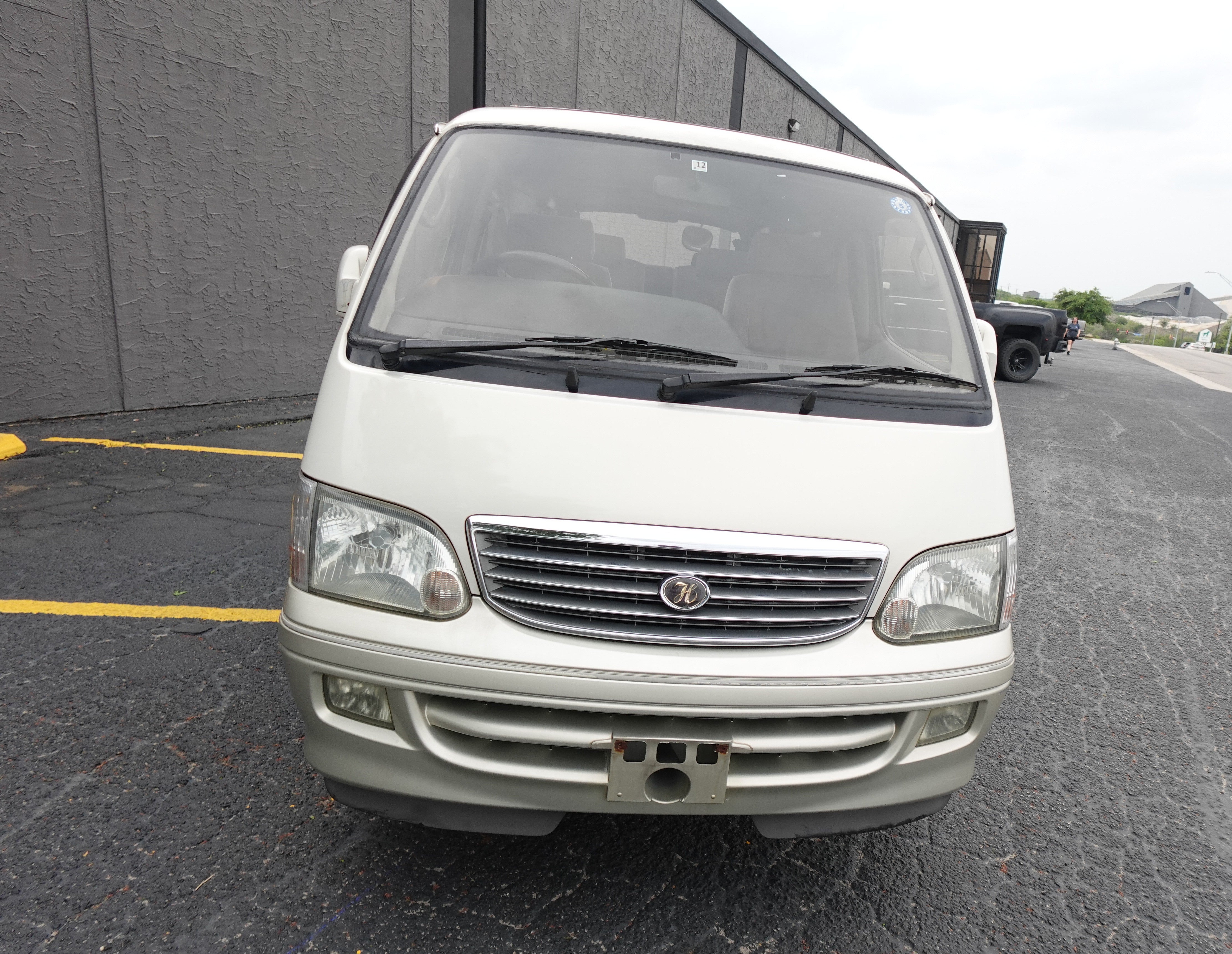 Toyota Hiace Living Saloon Limited Edition