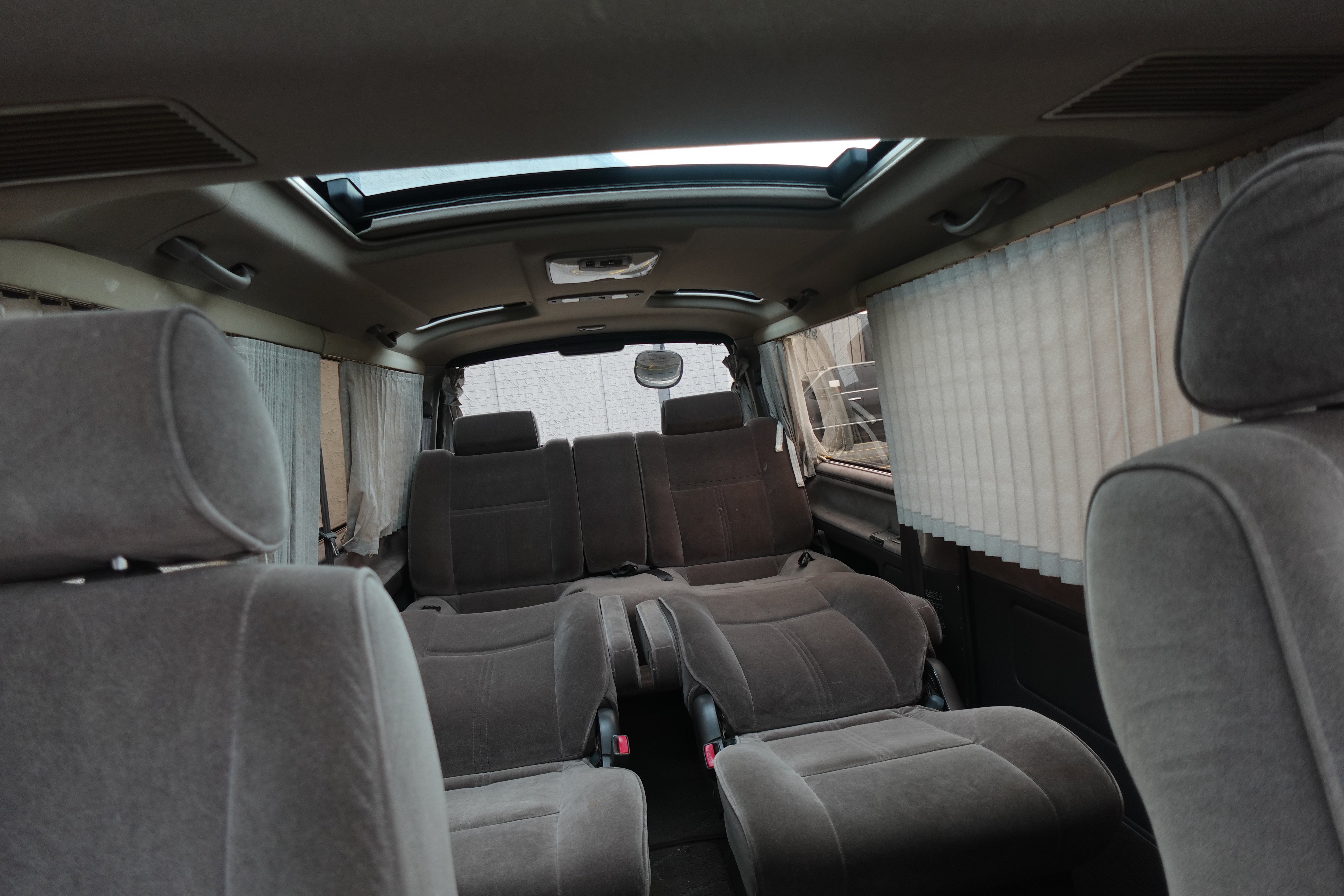 Toyota Hiace Living Saloon Limited Edition