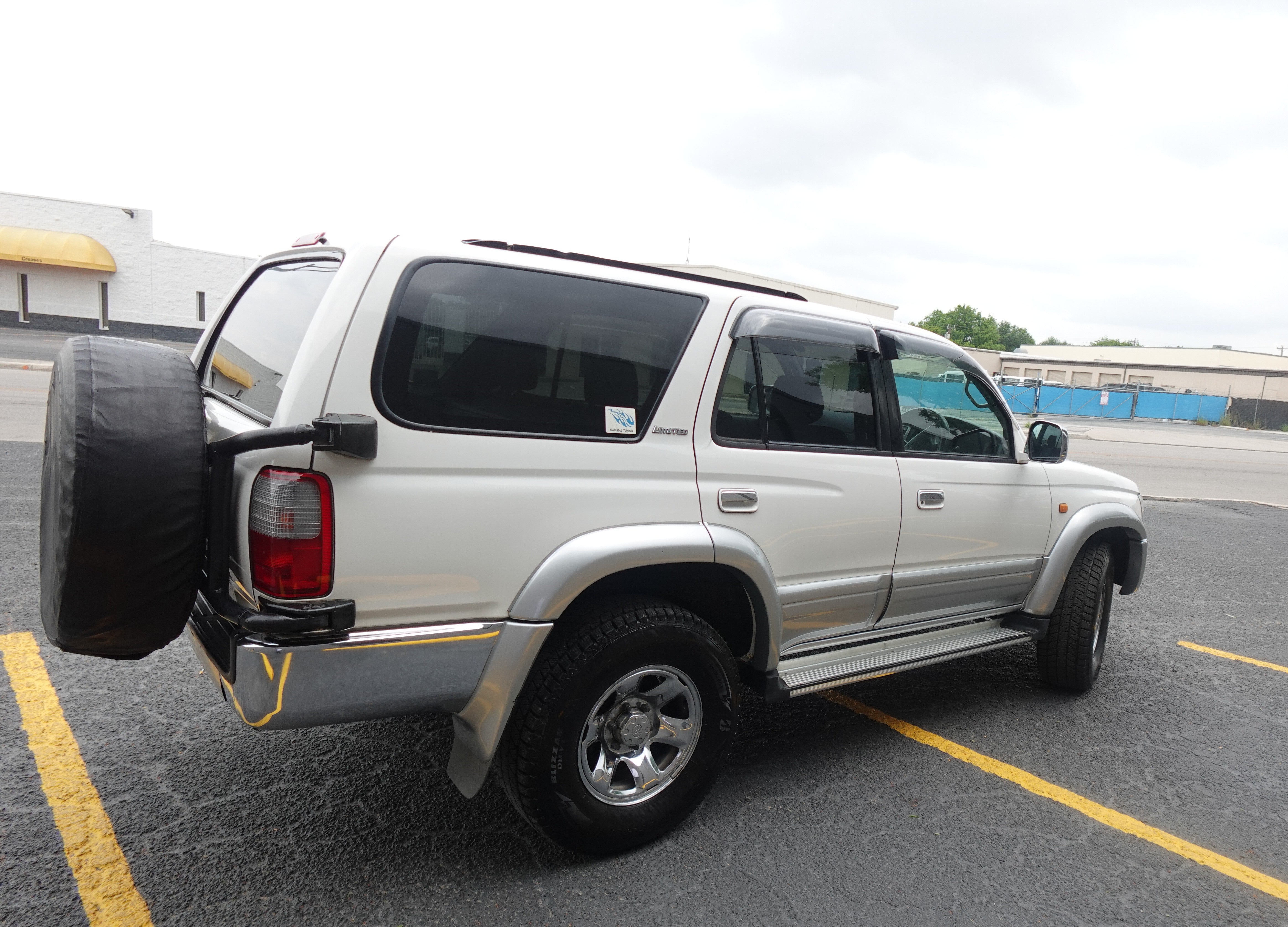 1998 Toyota Hilux Surf SSR-V 3.0 L Diesel Turbo