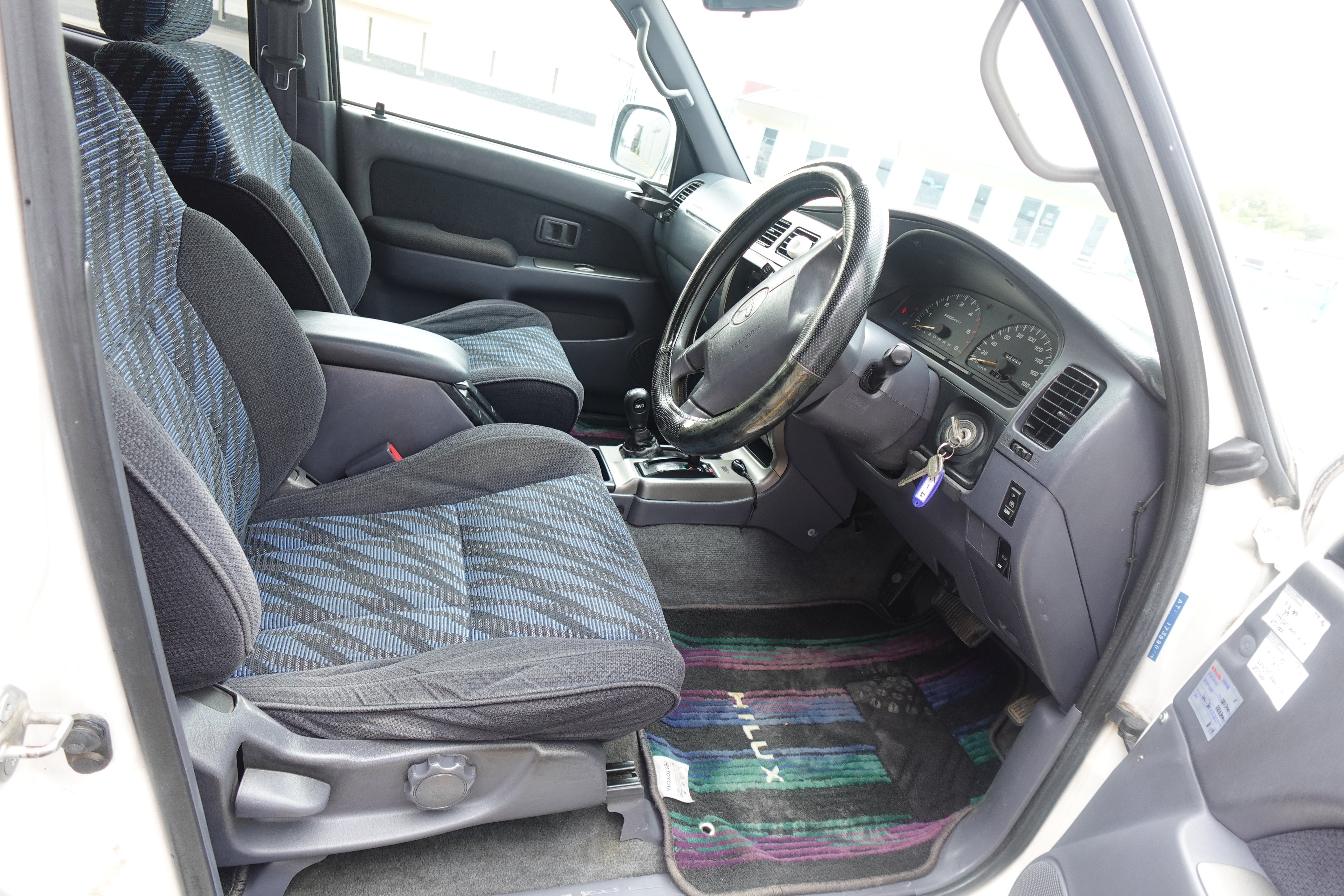 1998 Toyota Hilux Surf SSR-V 3.0 L Diesel Turbo