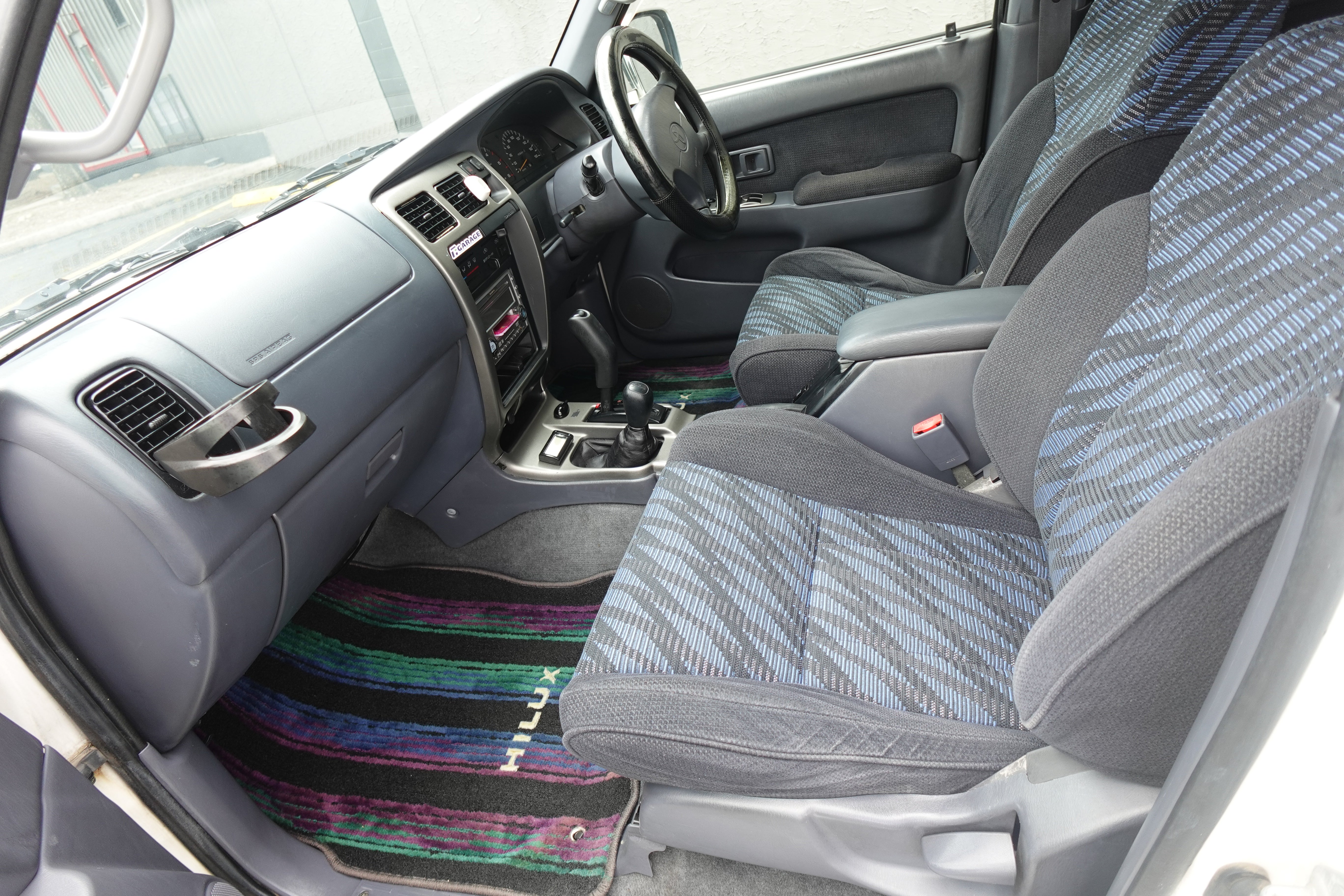 1998 Toyota Hilux Surf SSR-V 3.0 L Diesel Turbo