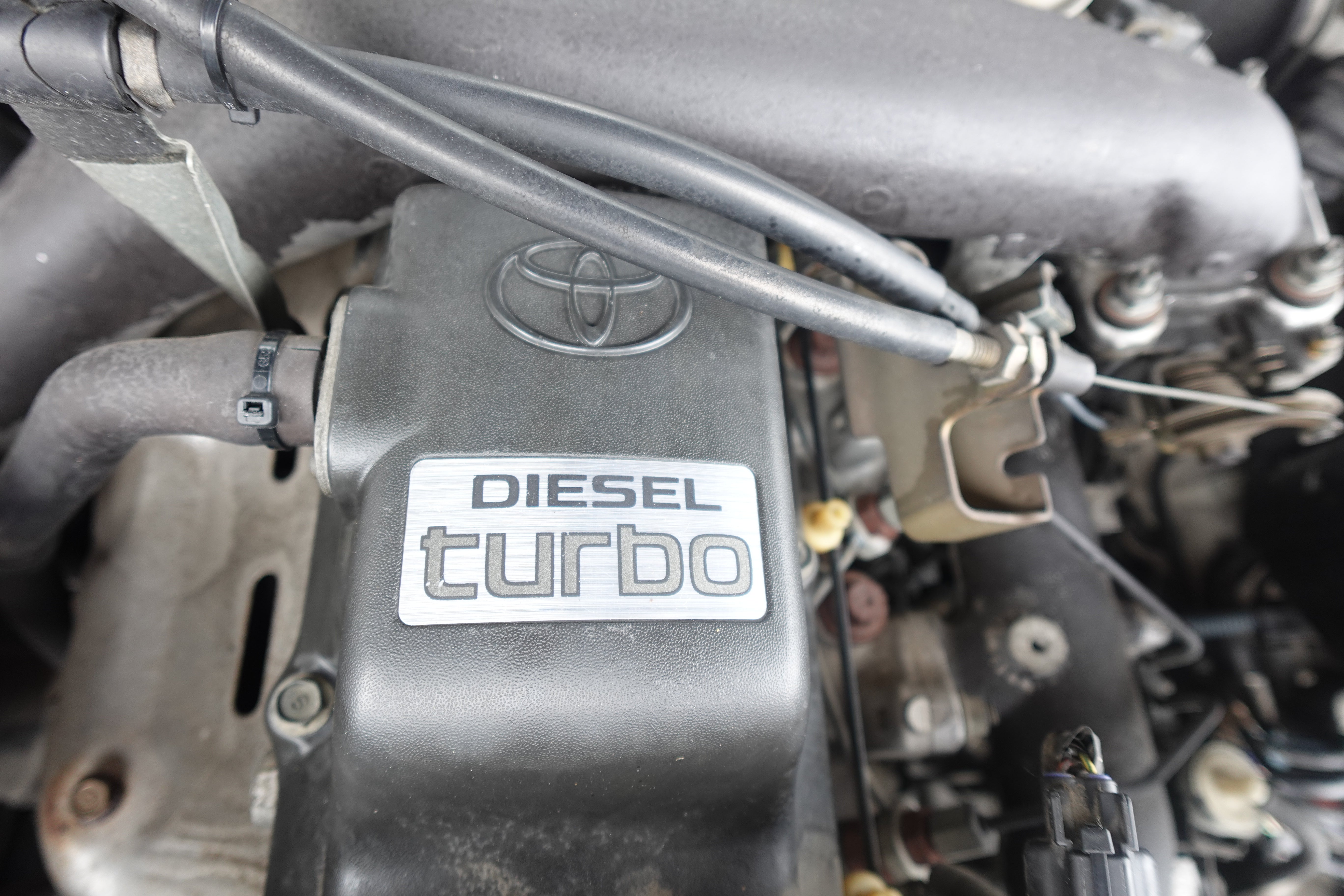 1998 Toyota Hilux Surf SSR-V 3.0 L Diesel Turbo