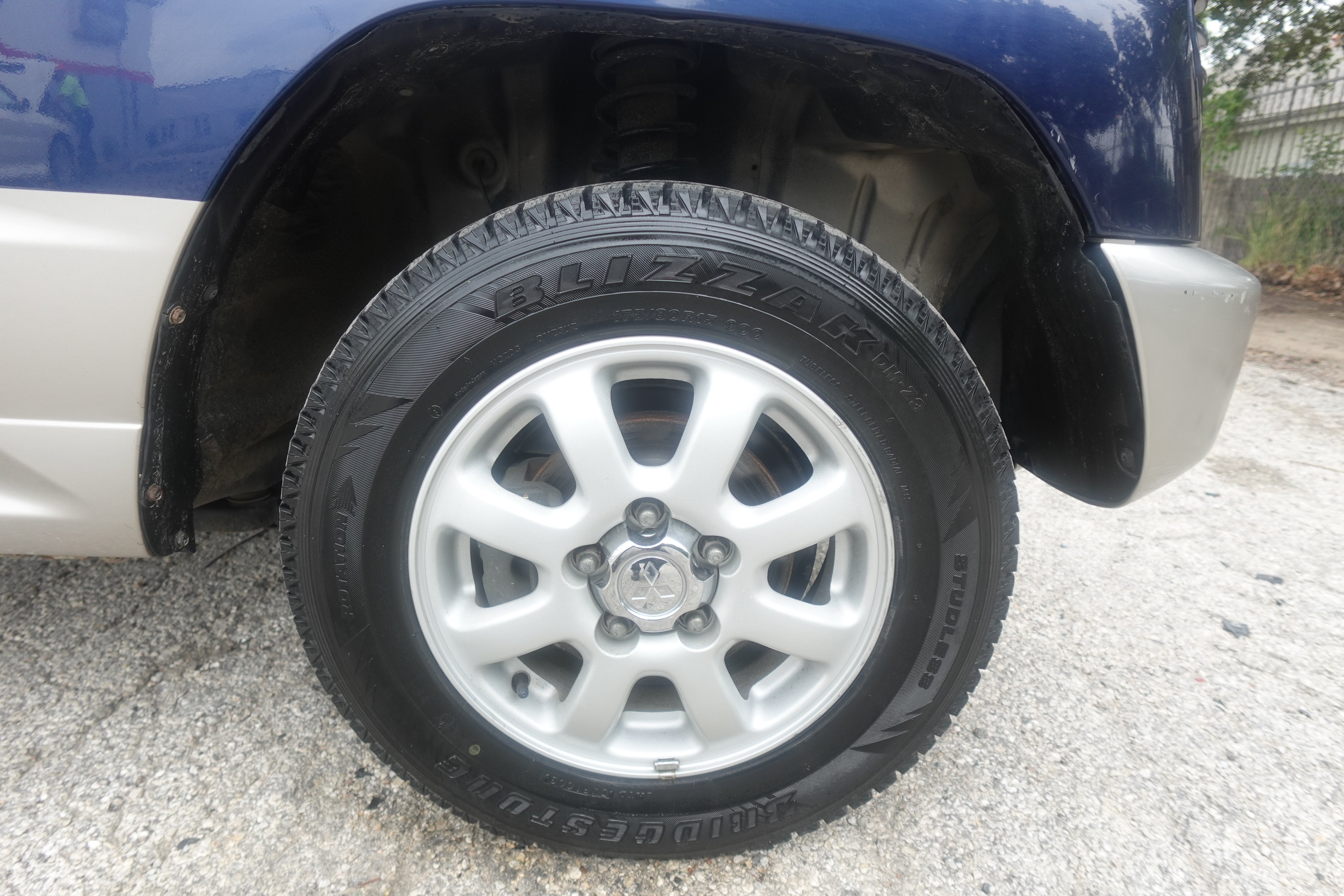 1998 Mitsubishi Pajero mini