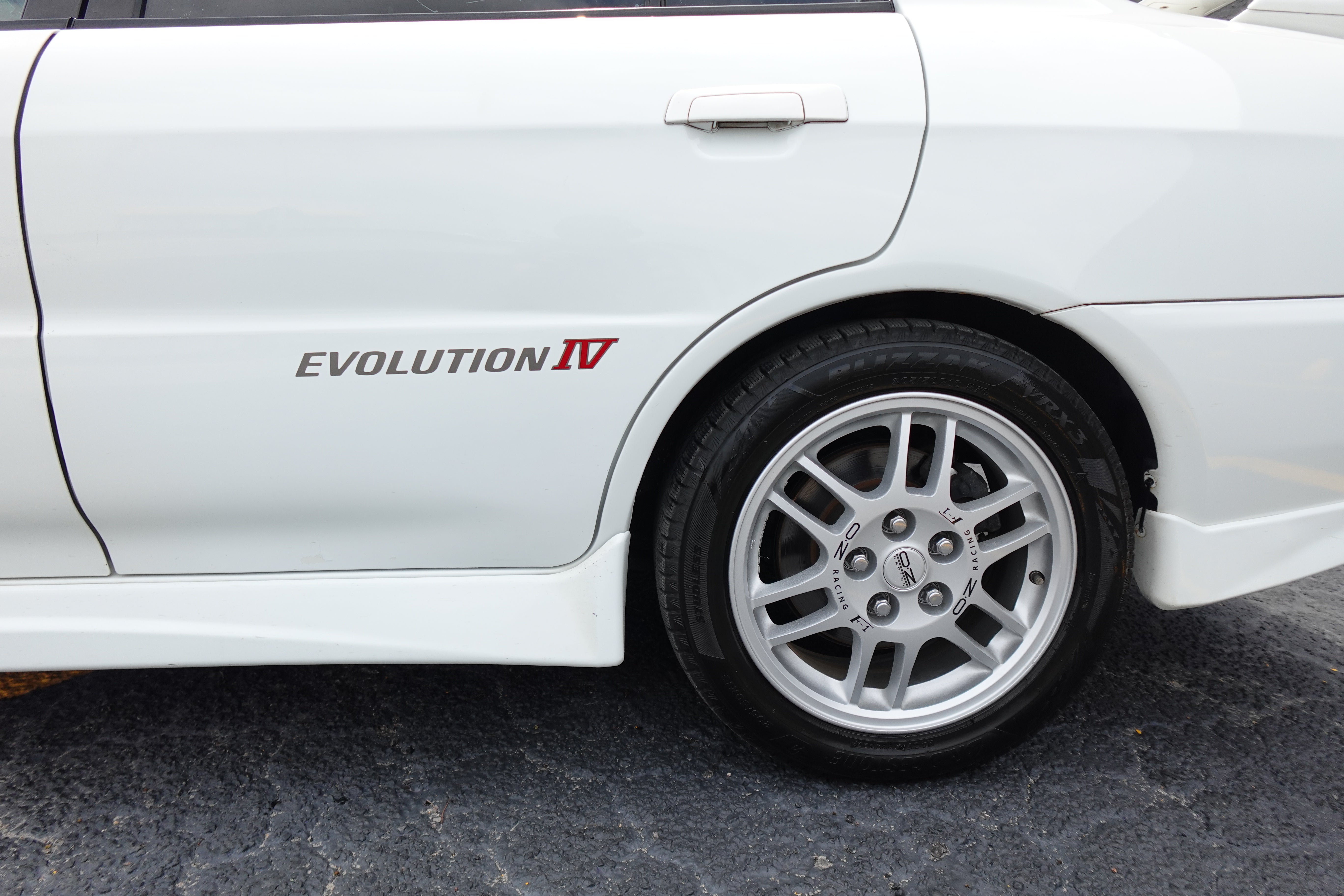 Mitsubishi Lancer CN9A GSR Evolution IV GSR EVO 1996