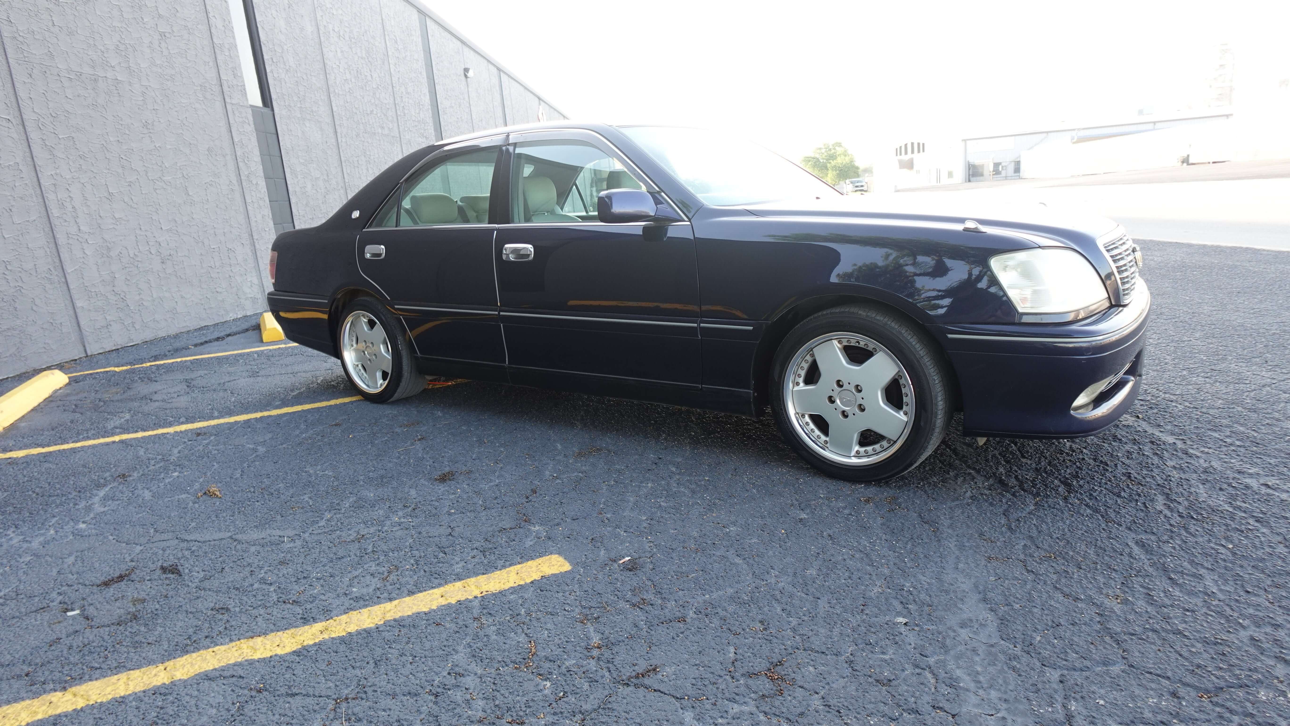 JDM 2000 Toyota Crown Royal Saloon 2.5L 1JZ-GE