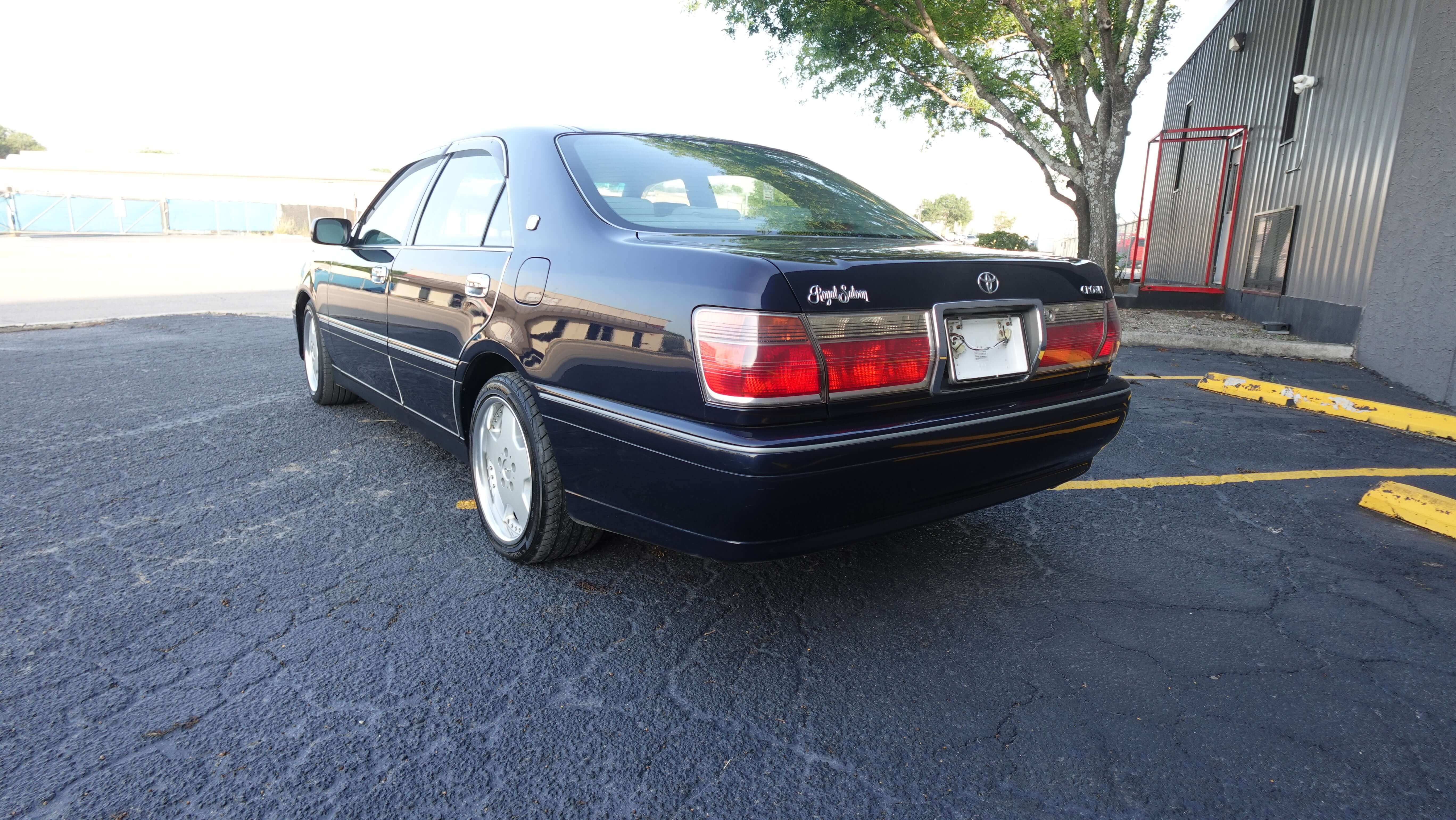 JDM 2000 Toyota Crown Royal Saloon 2.5L 1JZ-GE