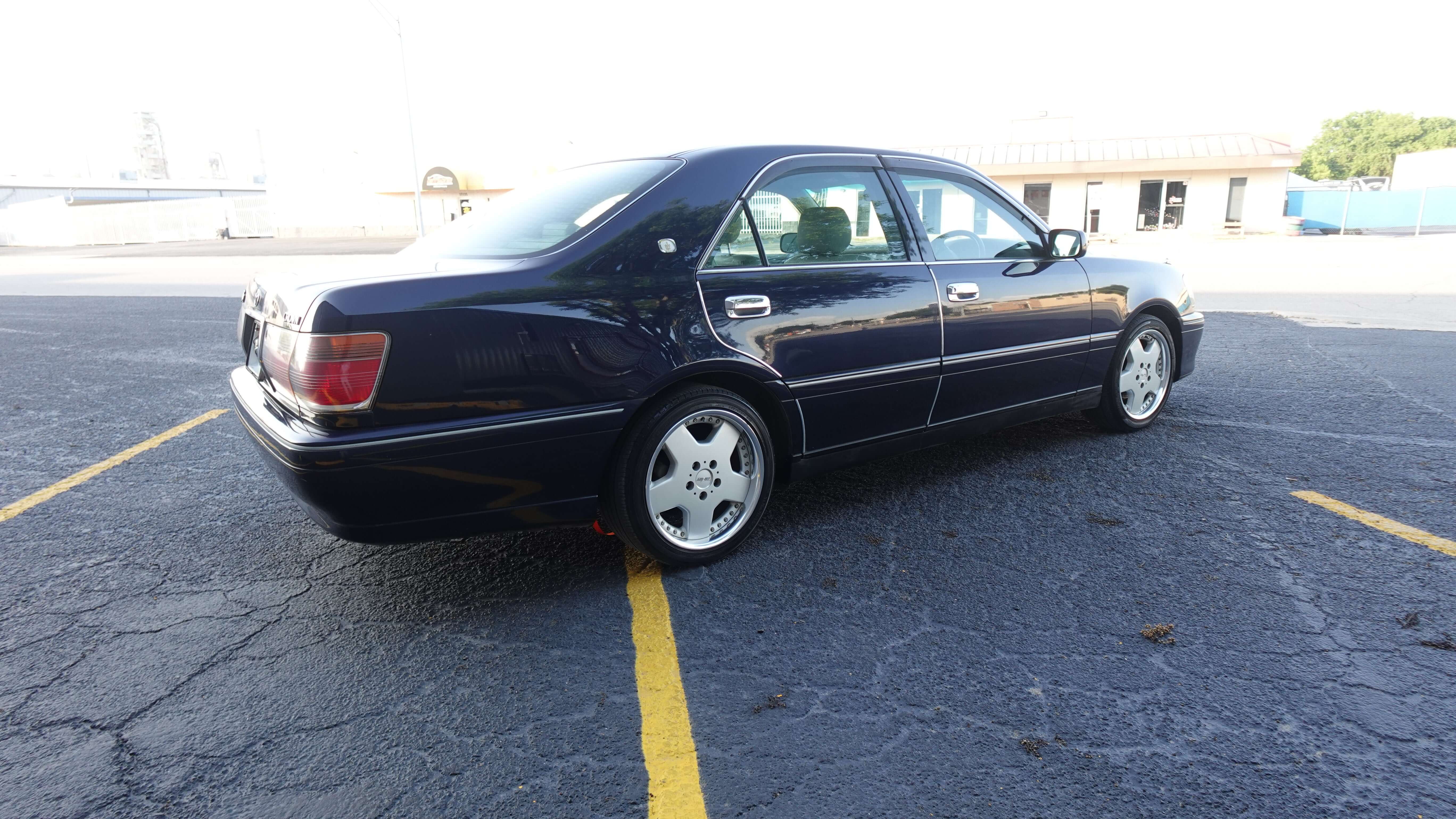 JDM 2000 Toyota Crown Royal Saloon 2.5L 1JZ-GE