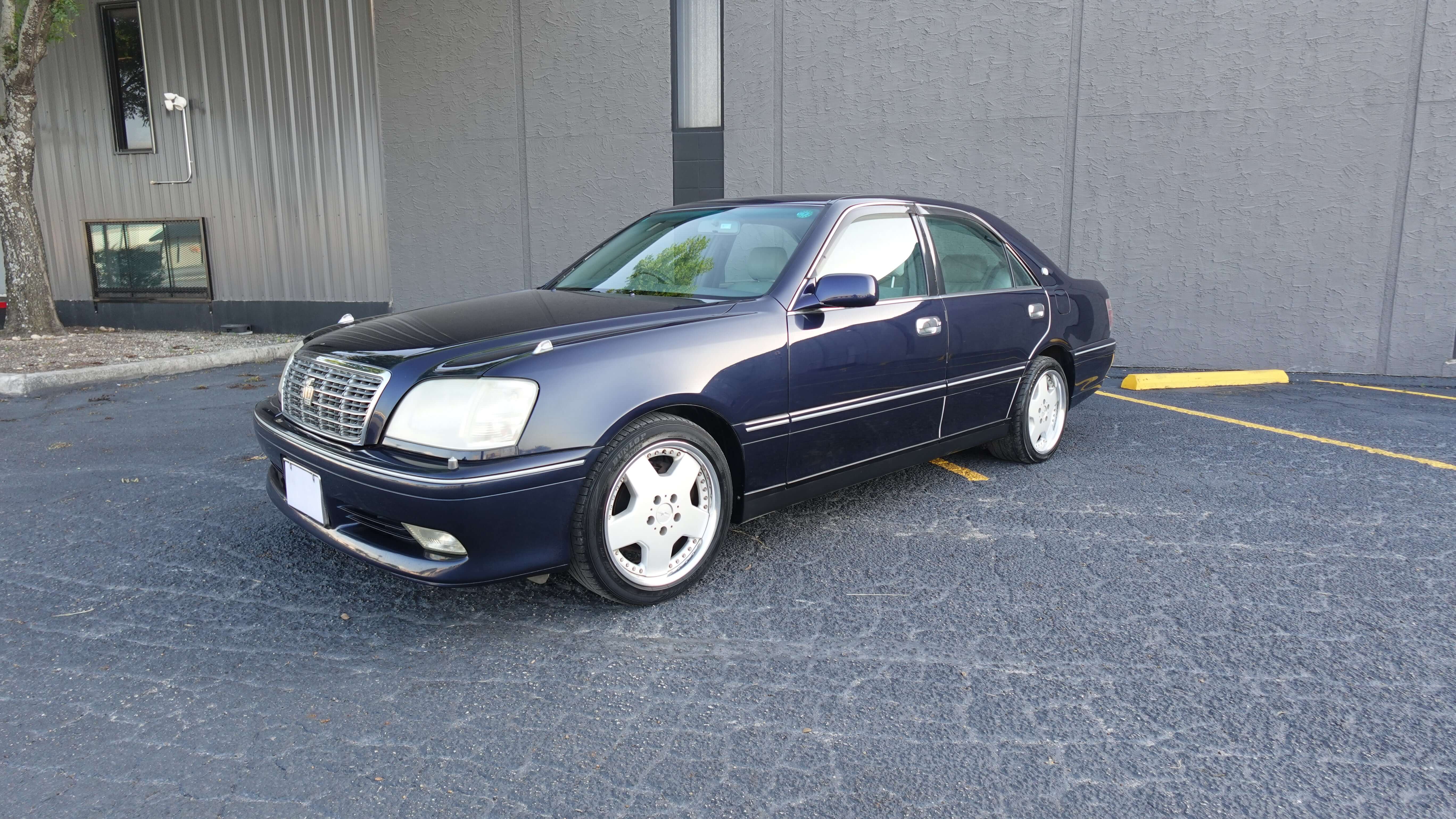 JDM 2000 Toyota Crown Royal Saloon 2.5L 1JZ-GE