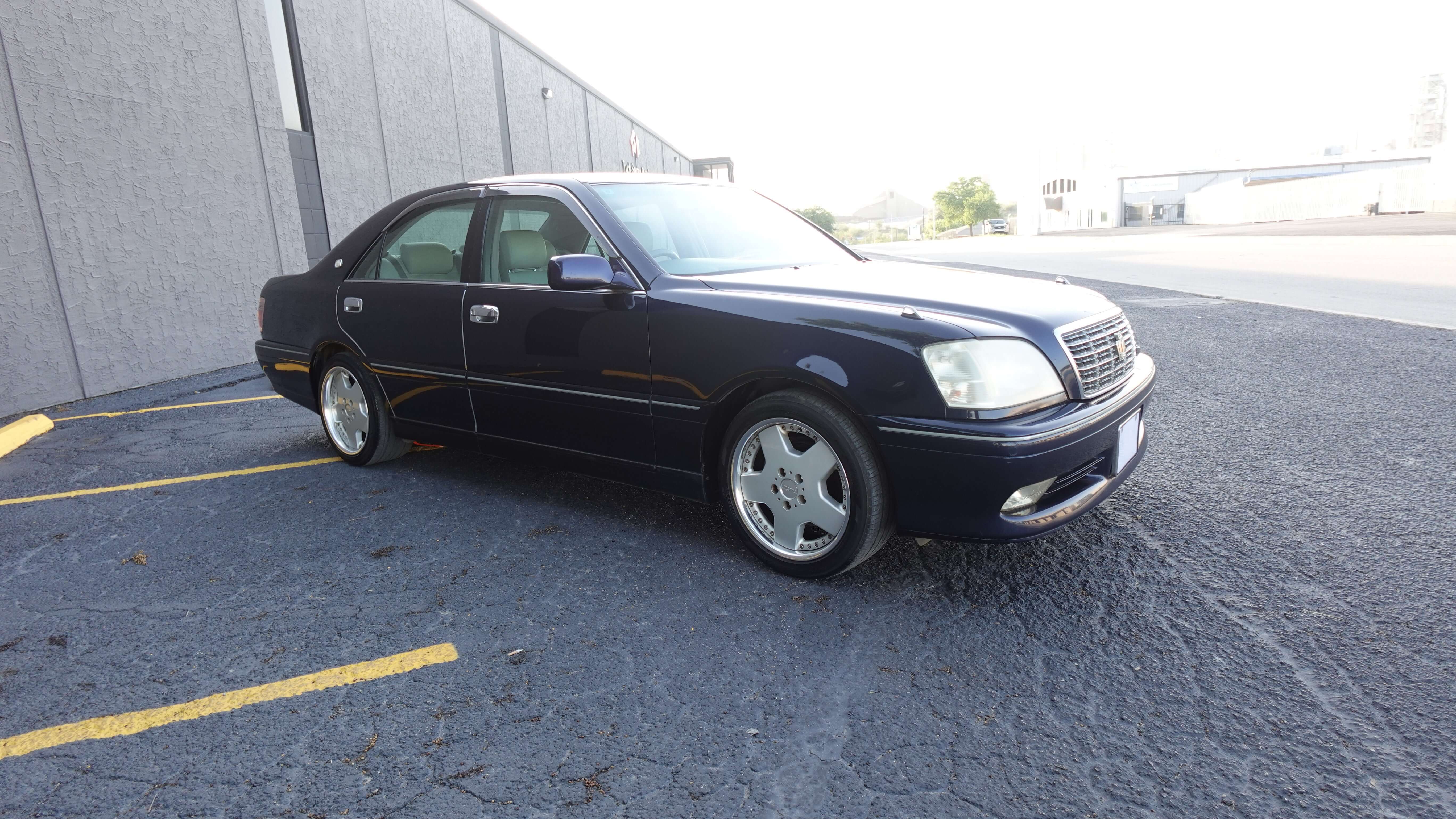 JDM 2000 Toyota Crown Royal Saloon 2.5L 1JZ-GE