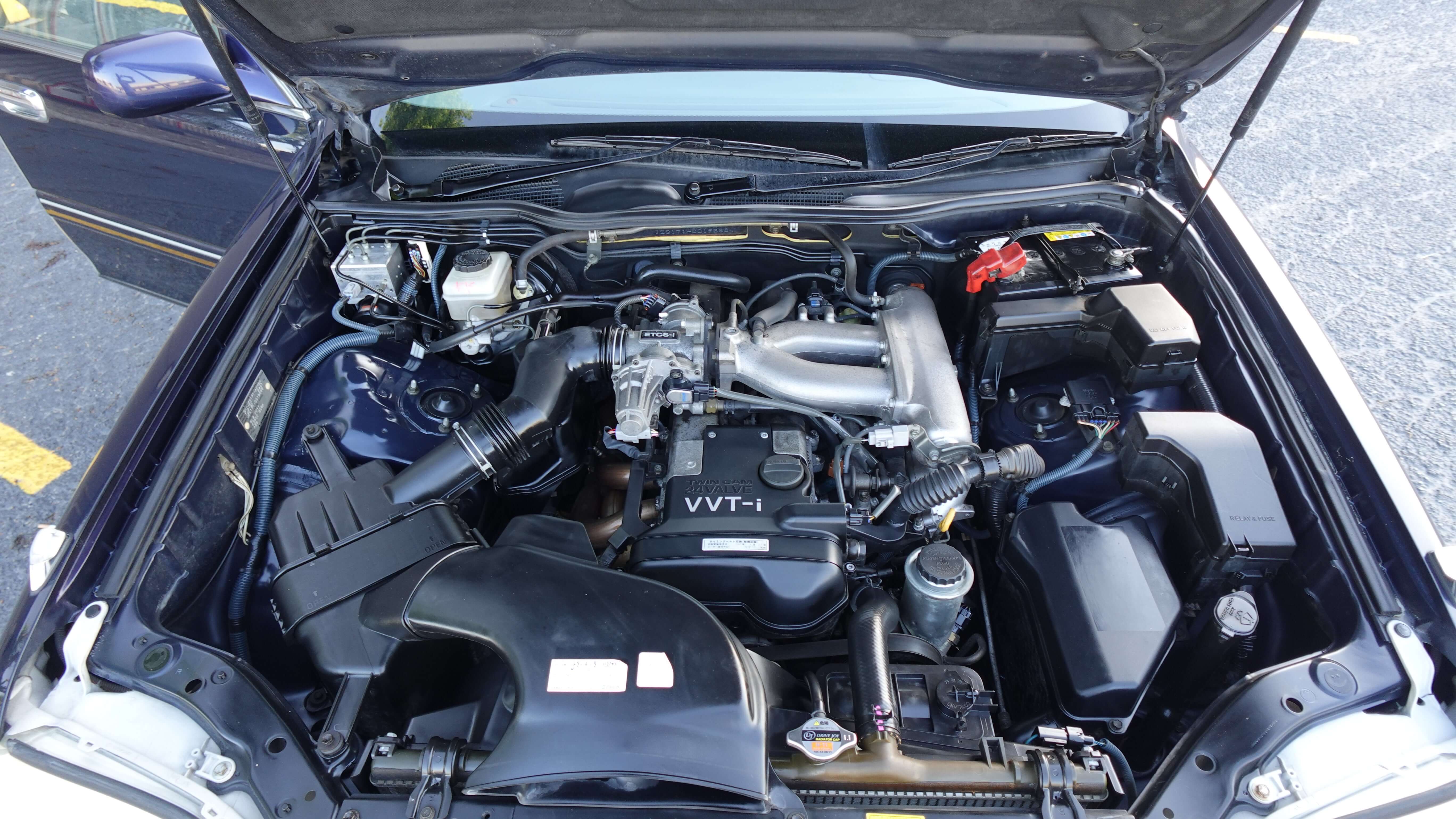 JDM 2000 Toyota Crown Royal Saloon 2.5L 1JZ-GE