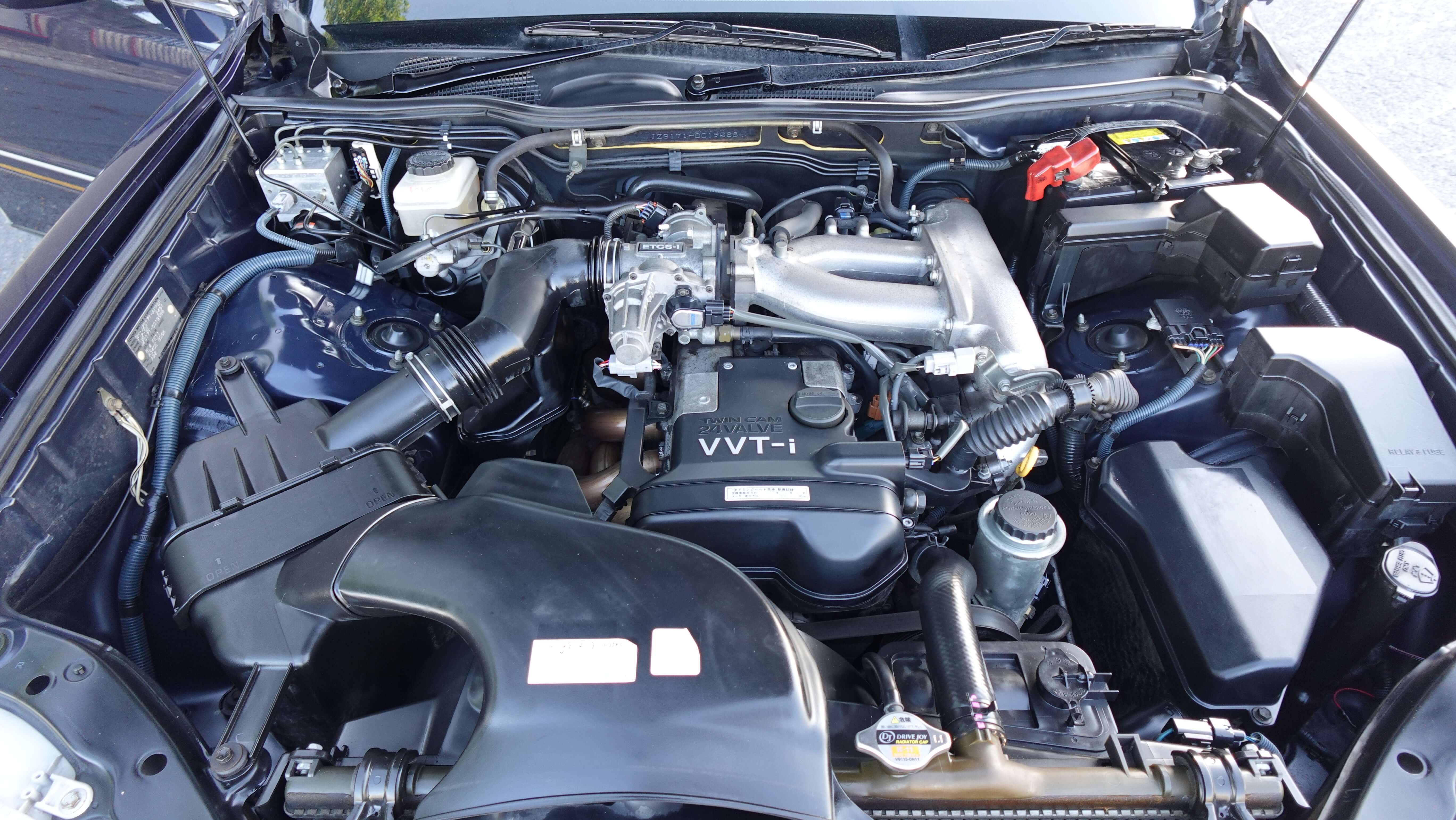 JDM 2000 Toyota Crown Royal Saloon 2.5L 1JZ-GE