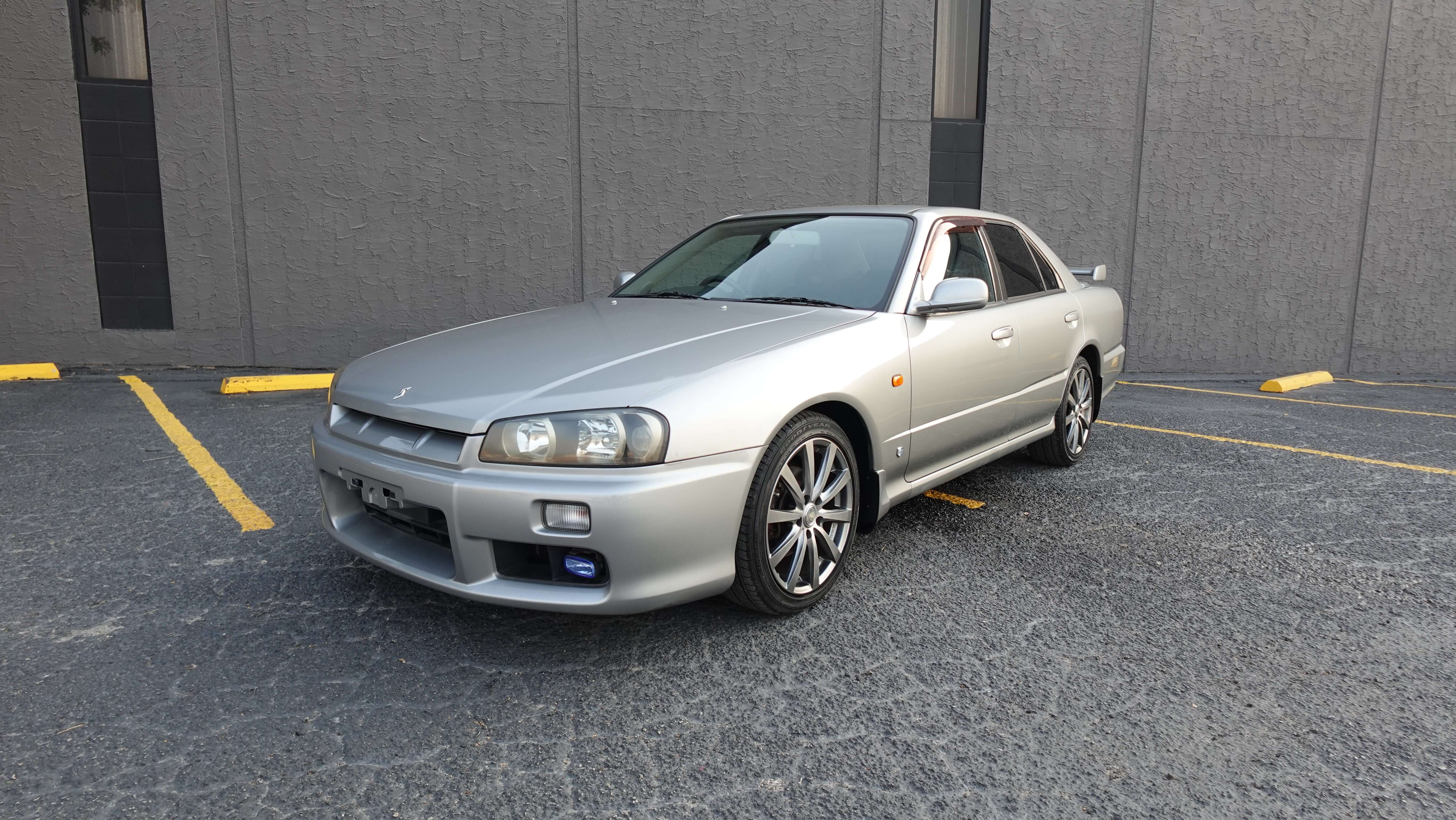 JDM 1998 Nissan skyline 25GT-X ER34