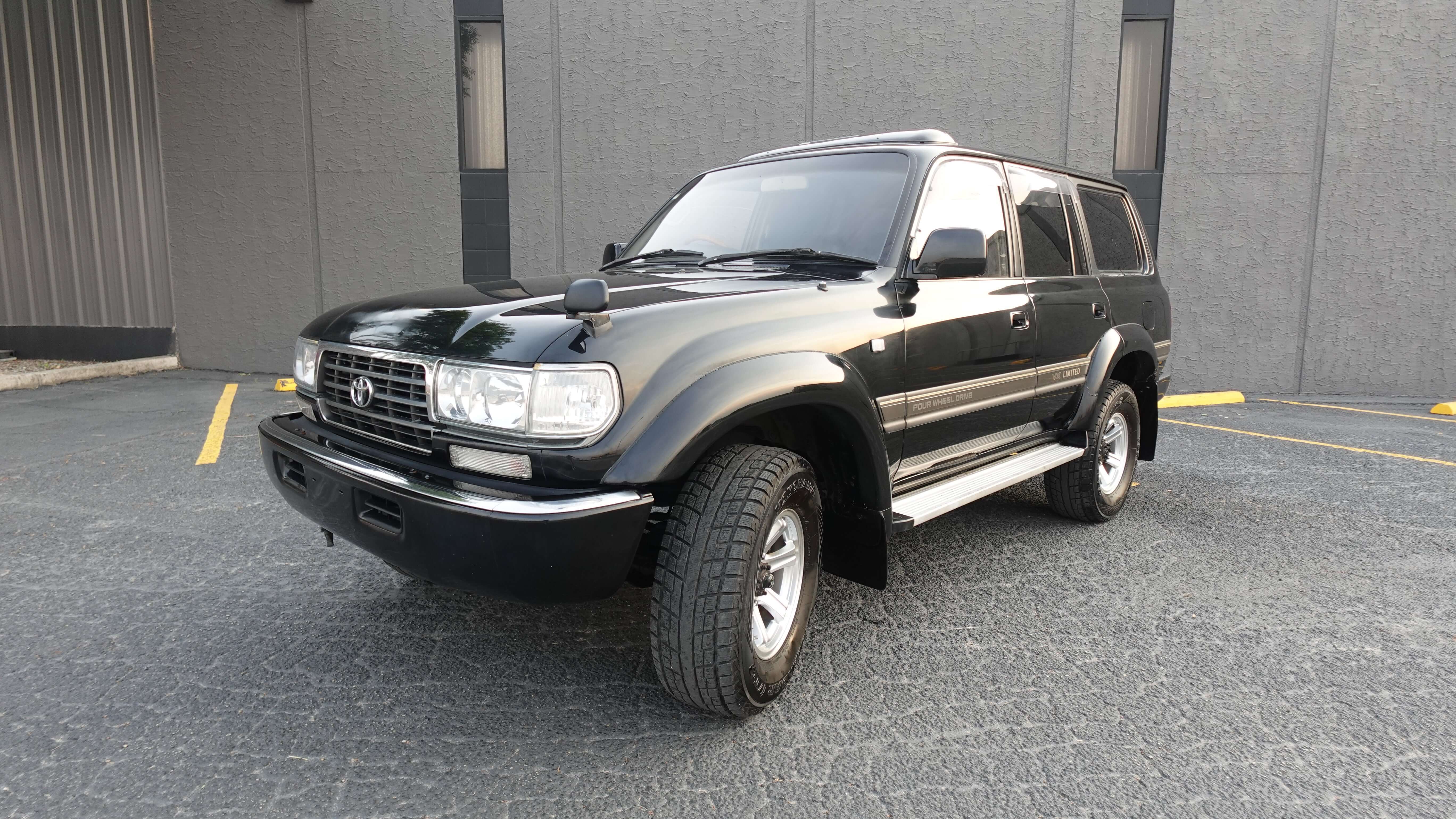 JDM 1993 Toyota Landcruiser VX Limited 4WD Diesel