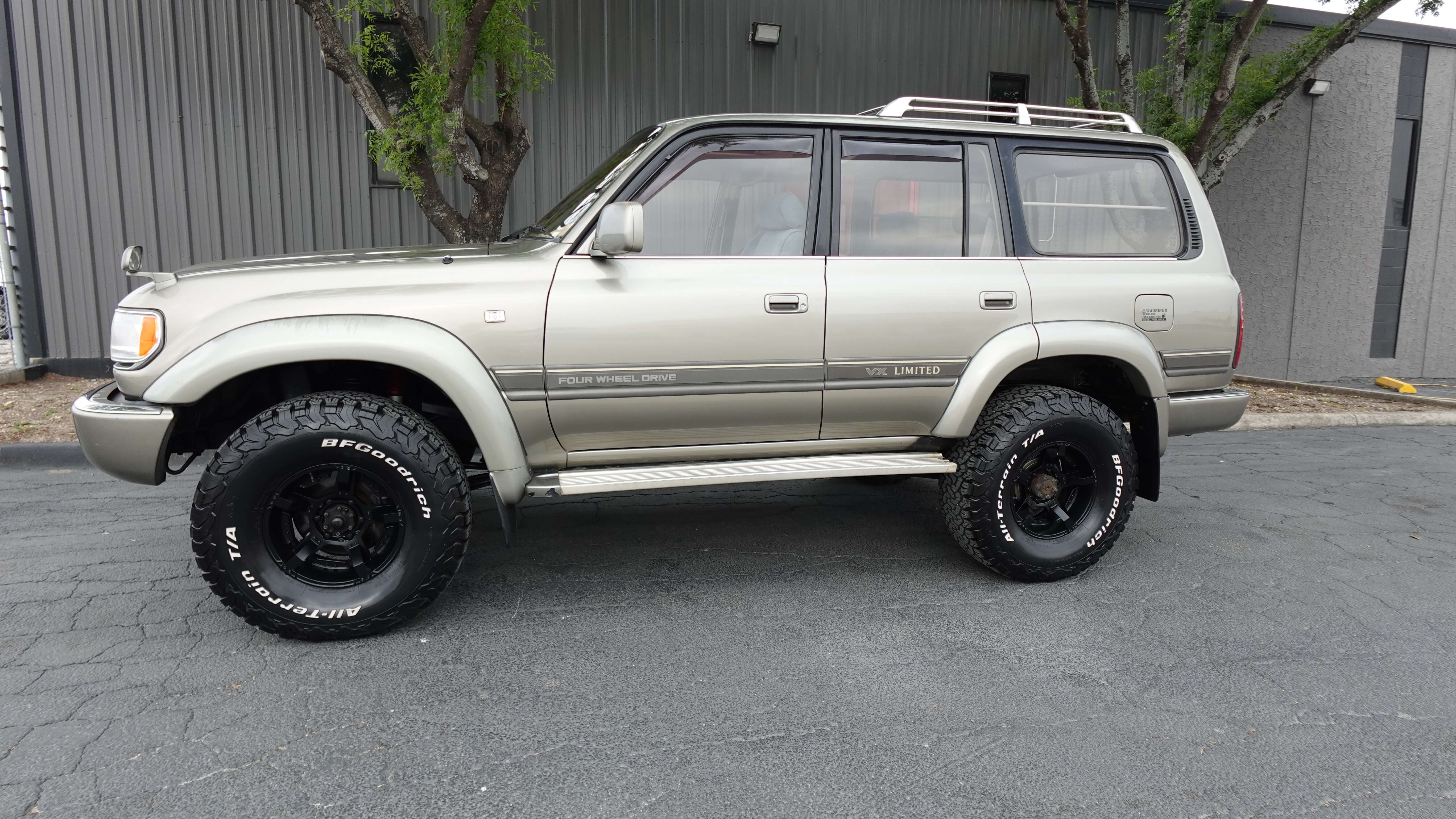 JDM 1994Toyota Landcruiser VX Limited Turbo Diesel 4WD