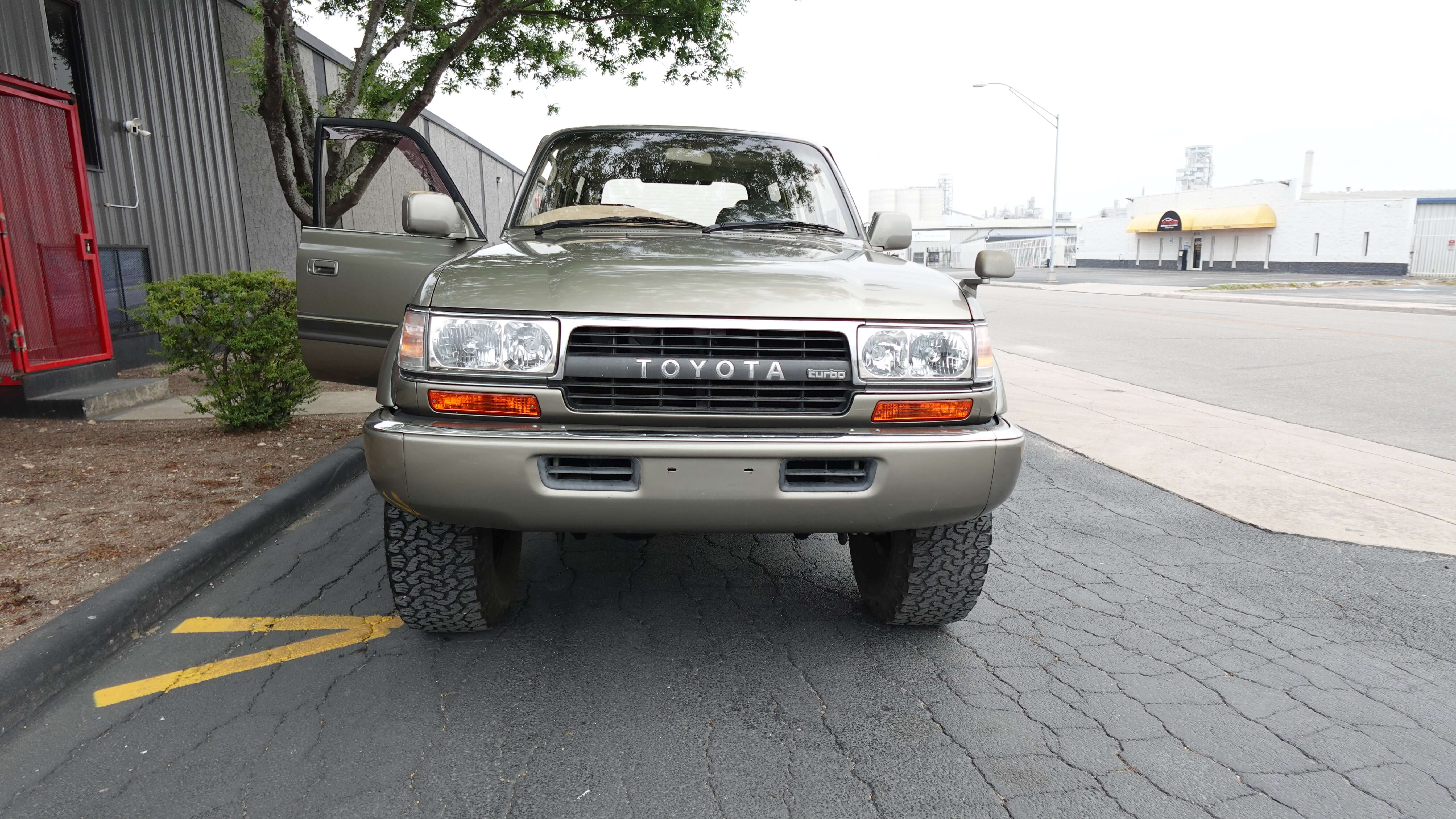 JDM 1994Toyota Landcruiser VX Limited Turbo Diesel 4WD