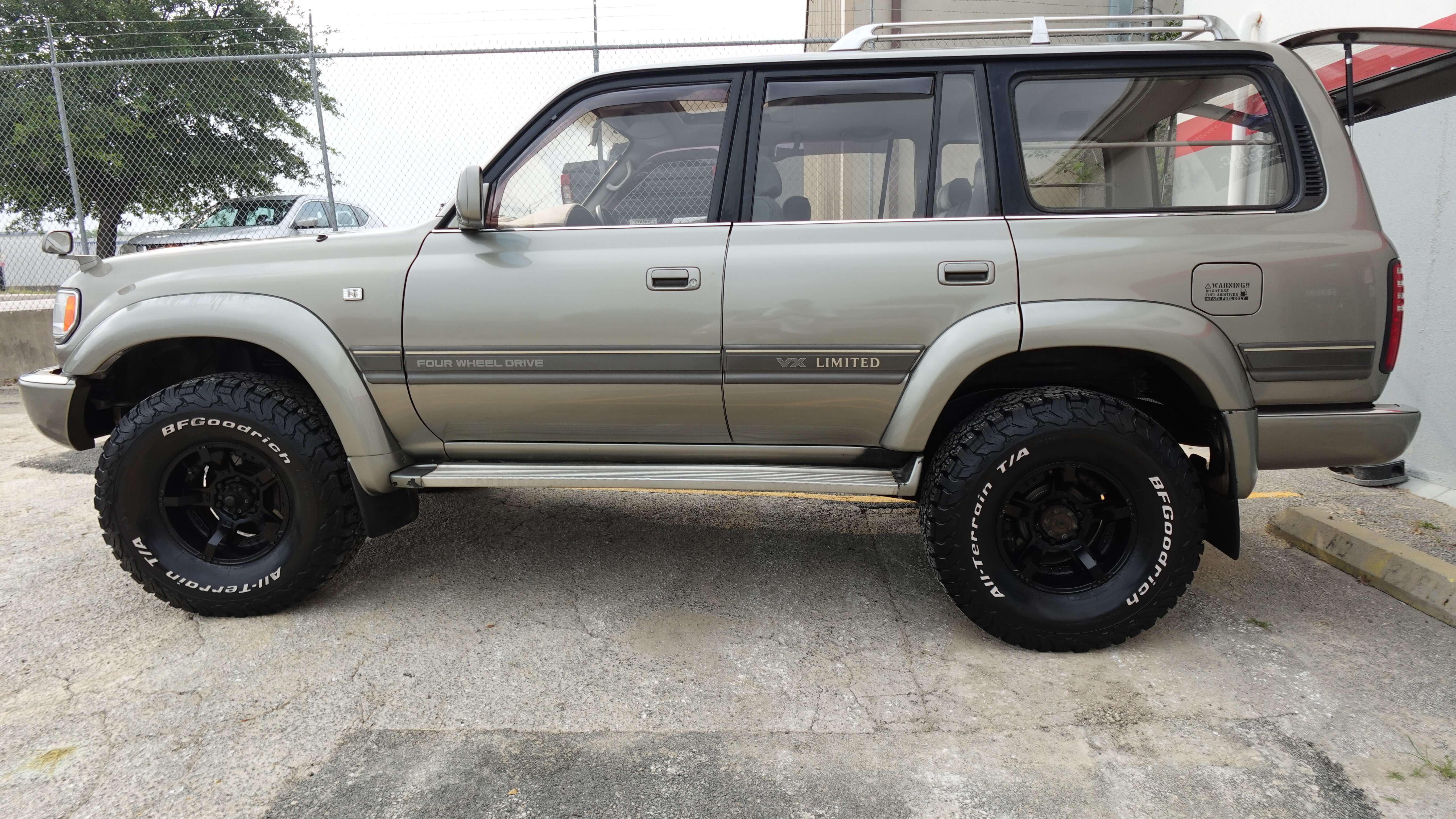 JDM 1994Toyota Landcruiser VX Limited Turbo Diesel 4WD