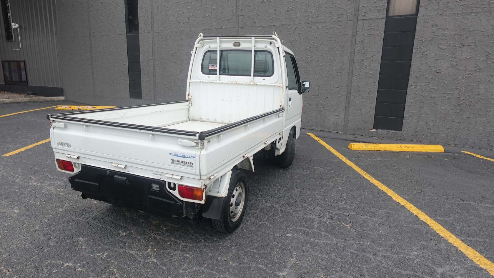 JDM 1998 Subaru Sambar Mini Kei Truck 4WD