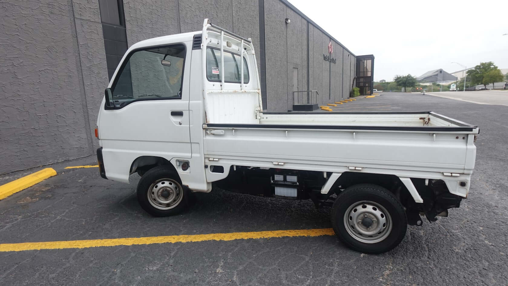 JDM 1998 Subaru Sambar Mini Kei Truck 4WD