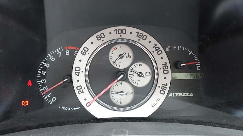 JDM 1998 Toyota Altezza RS200 Z Edition 6Speed Manual TRD