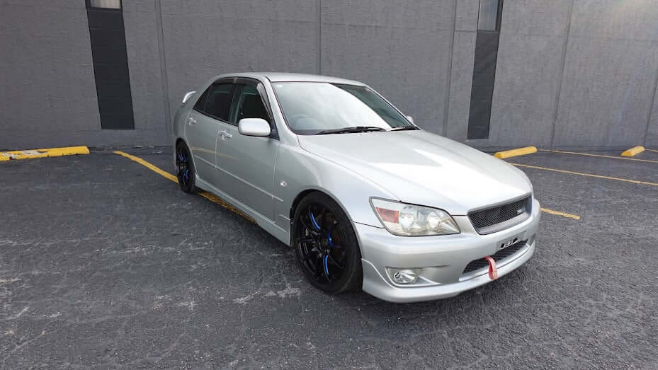 JDM 1998 Toyota Altezza RS200 Z Edition 6Speed Manual TRD