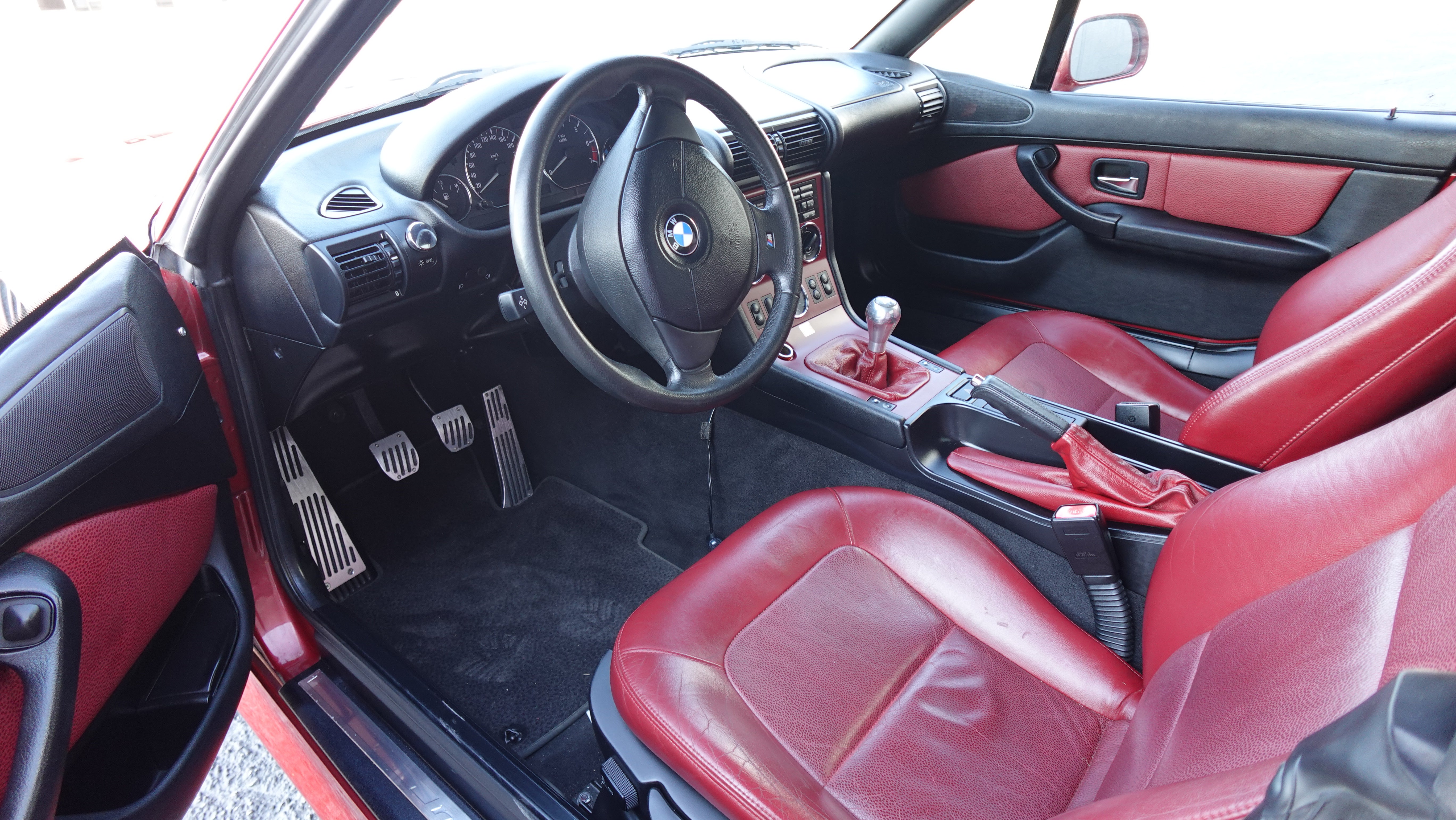 JDM 1999 BMW Z3 Convertable 2.0L Manual (LHD)