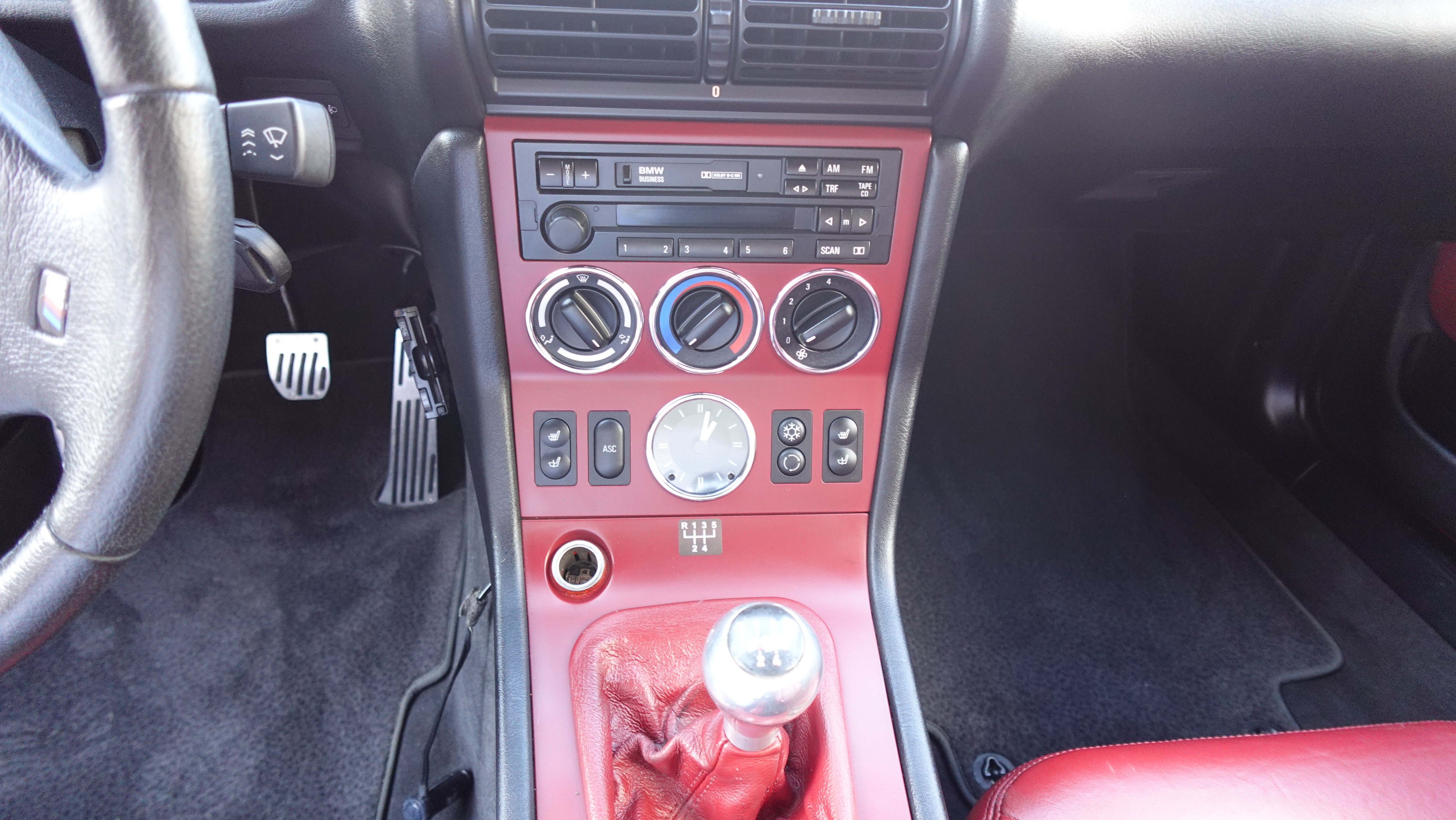 JDM 1999 BMW Z3 Convertable 2.0L Manual (LHD)