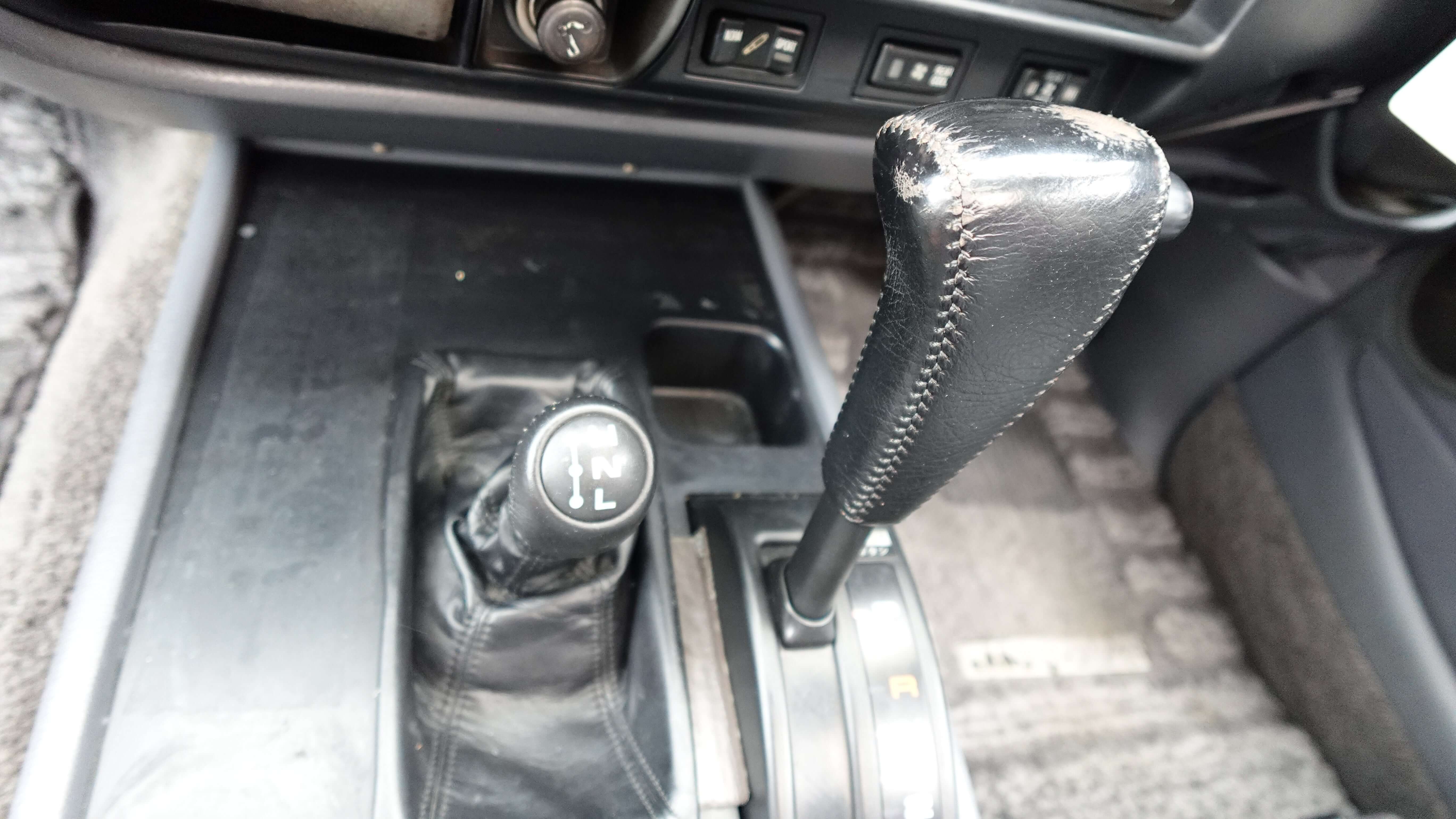 JDM 1993 Toyota Landcruiser VX Limited 4wd FZJ80