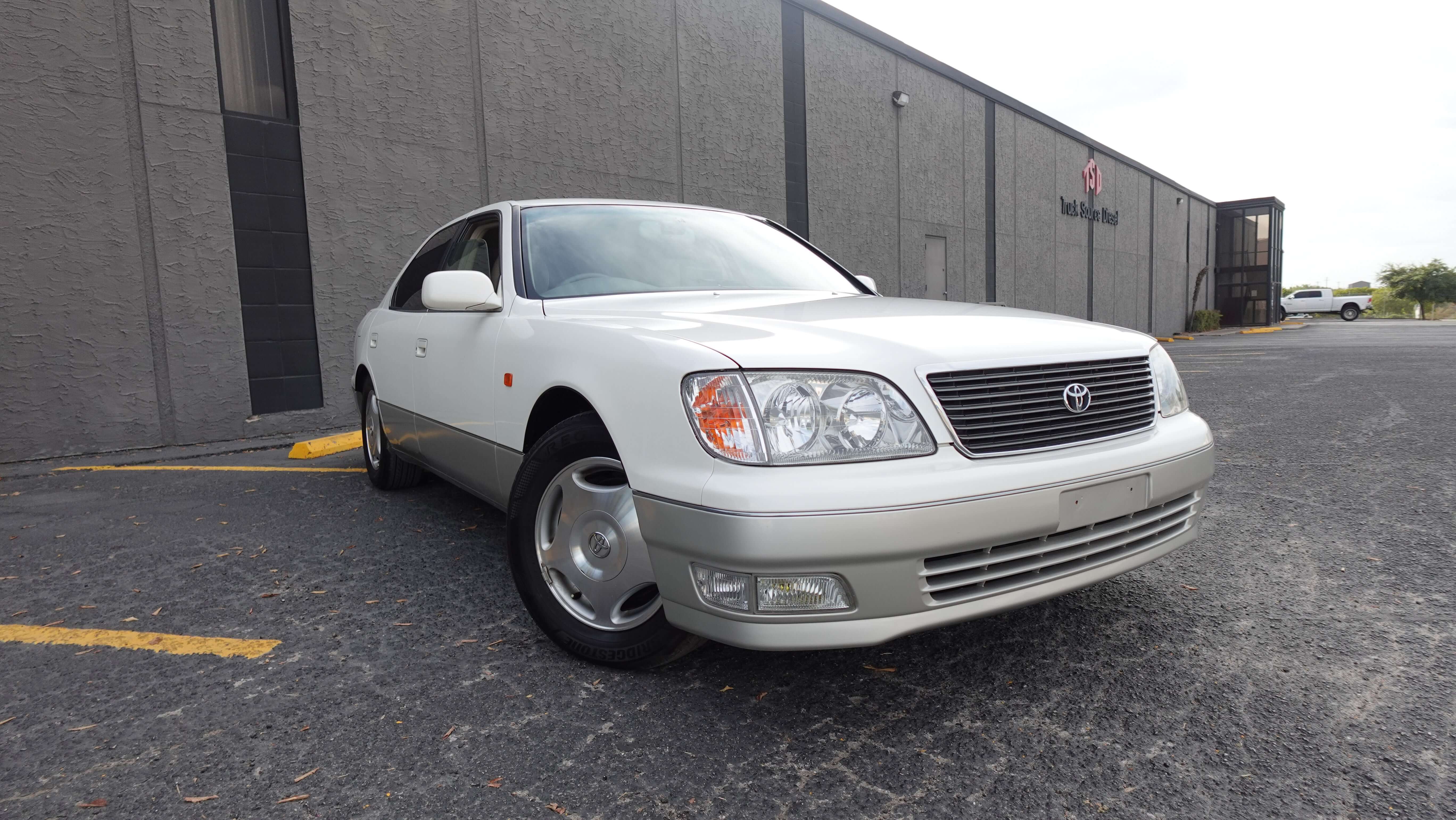 JDM 1998 Toyota Celsior  C Version UCF21