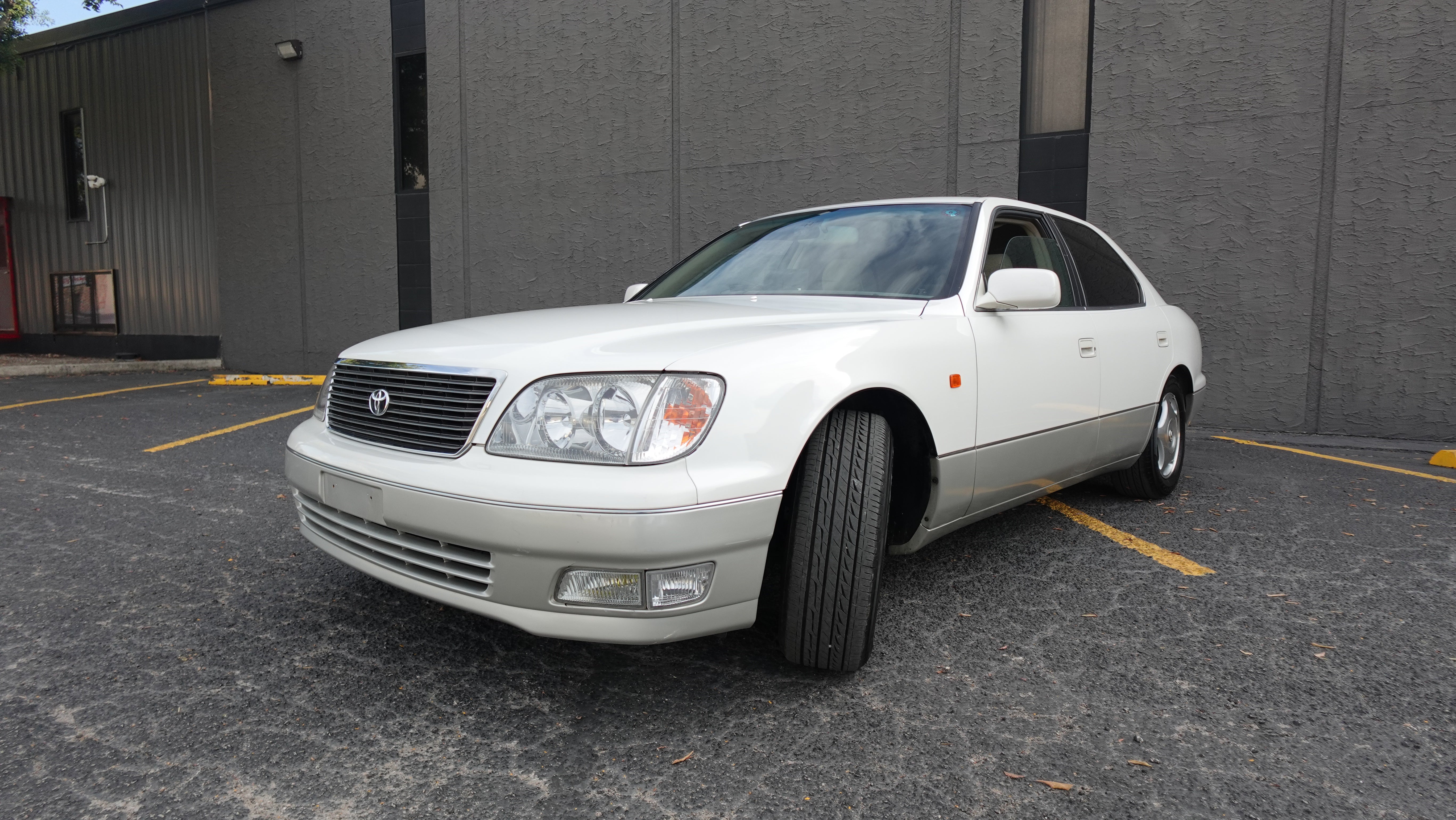 JDM 1998 Toyota Celsior C Version UCF21