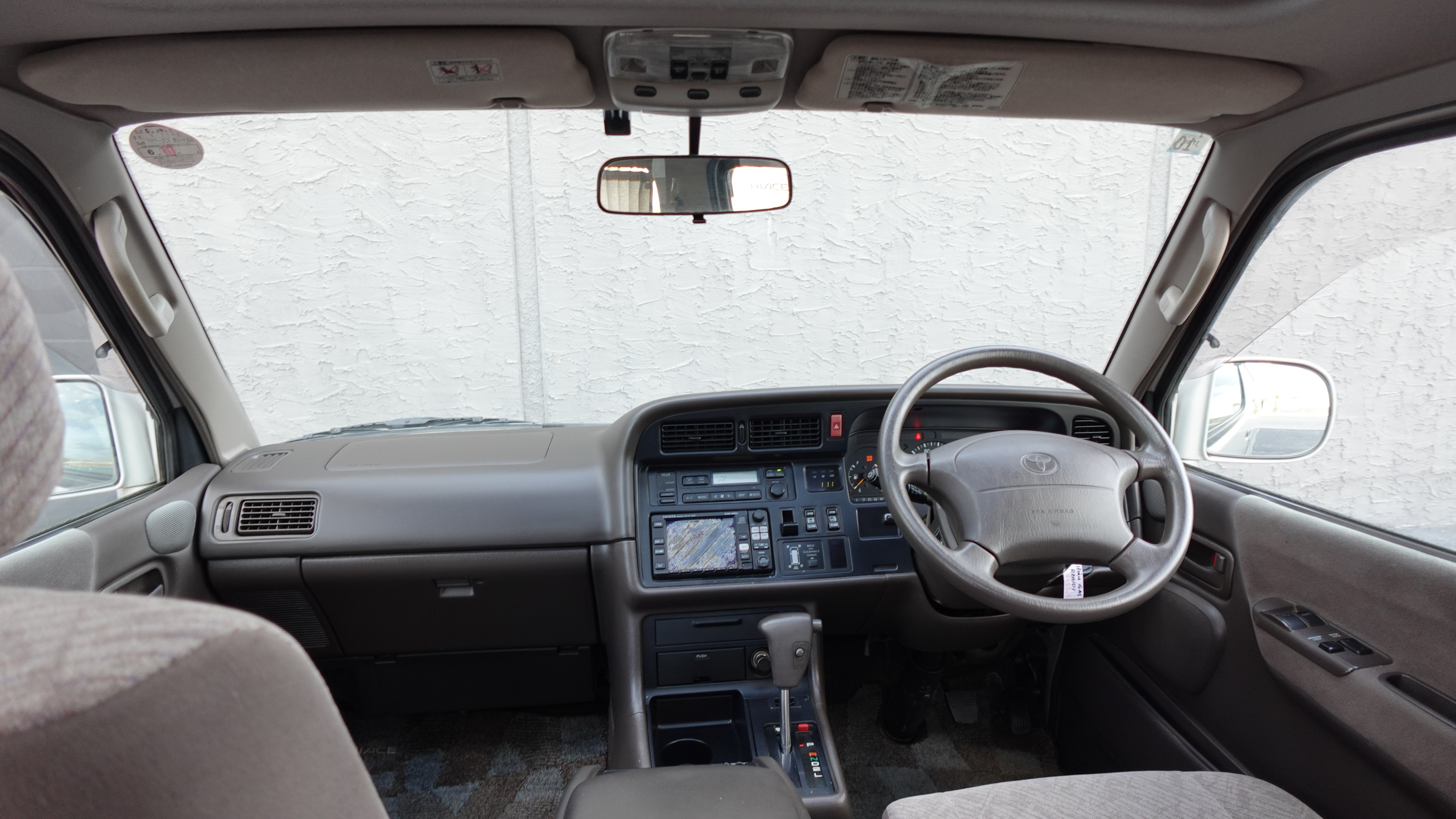 JDM 1996 Toyota Hiace Super Custom G 2.4L