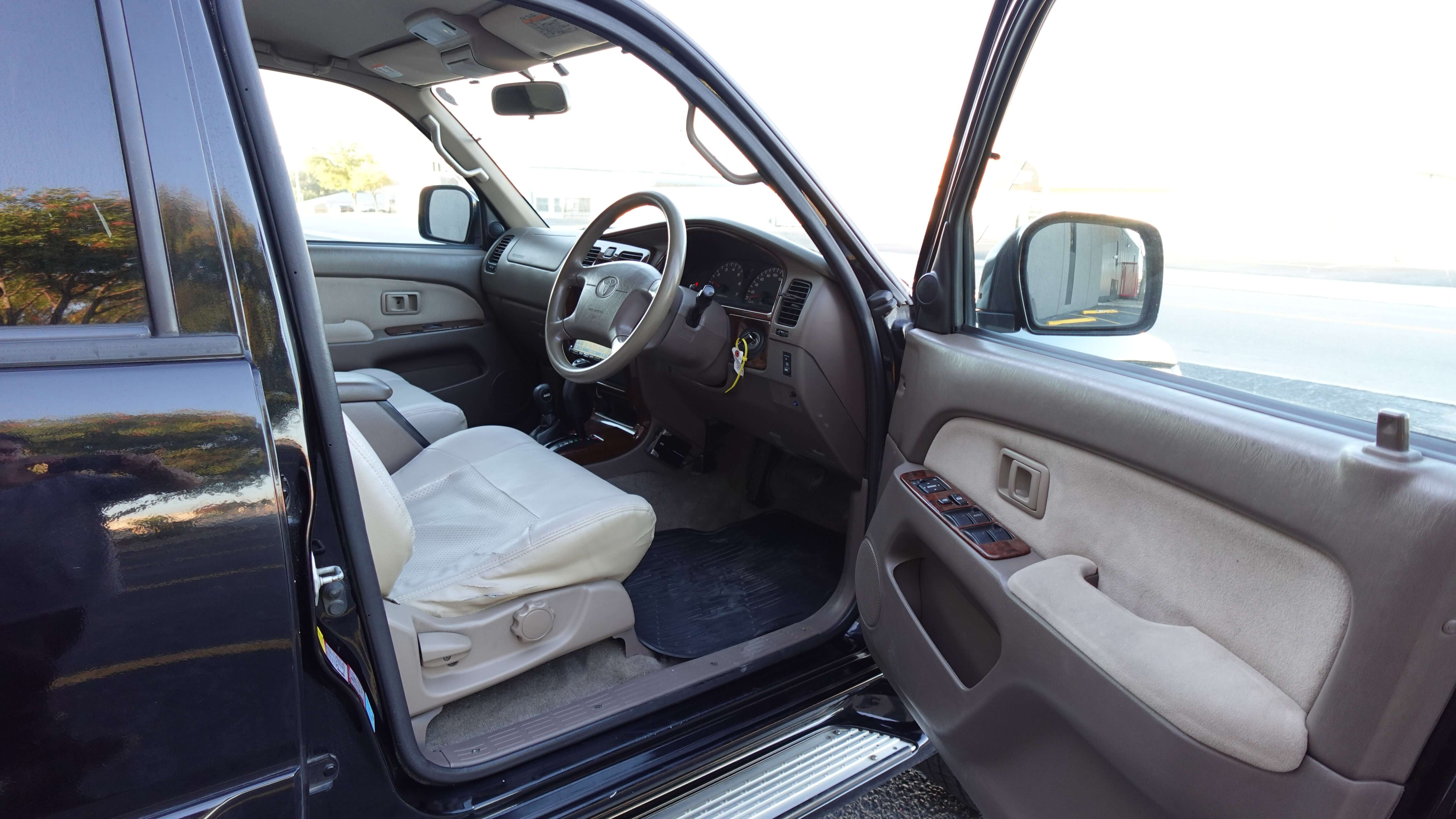 2000 JDM Toyota Hilux Surf SSR-X RZN185 2.7L