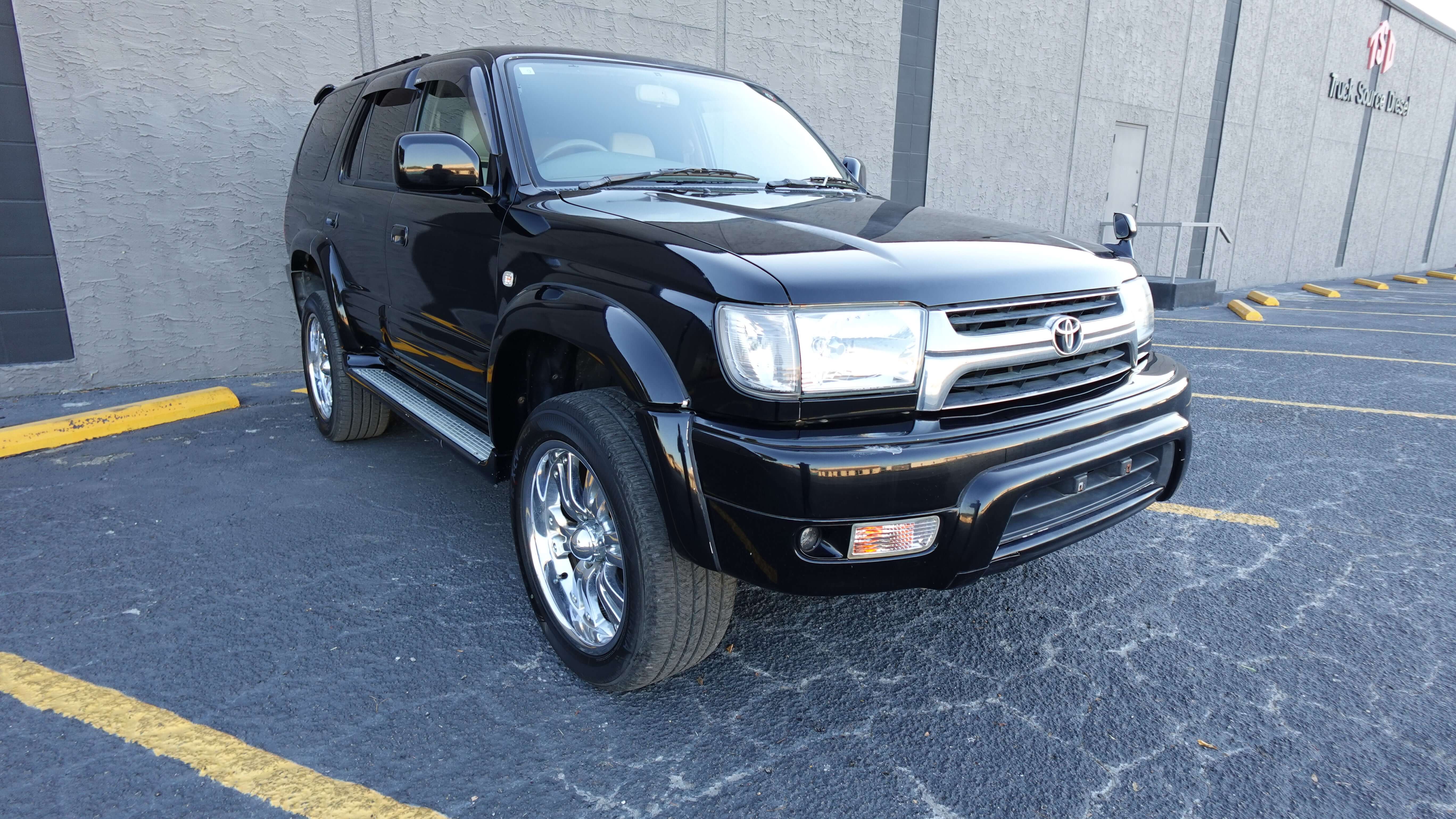 2000 JDM Toyota Hilux Surf SSR-X RZN185 2.7L