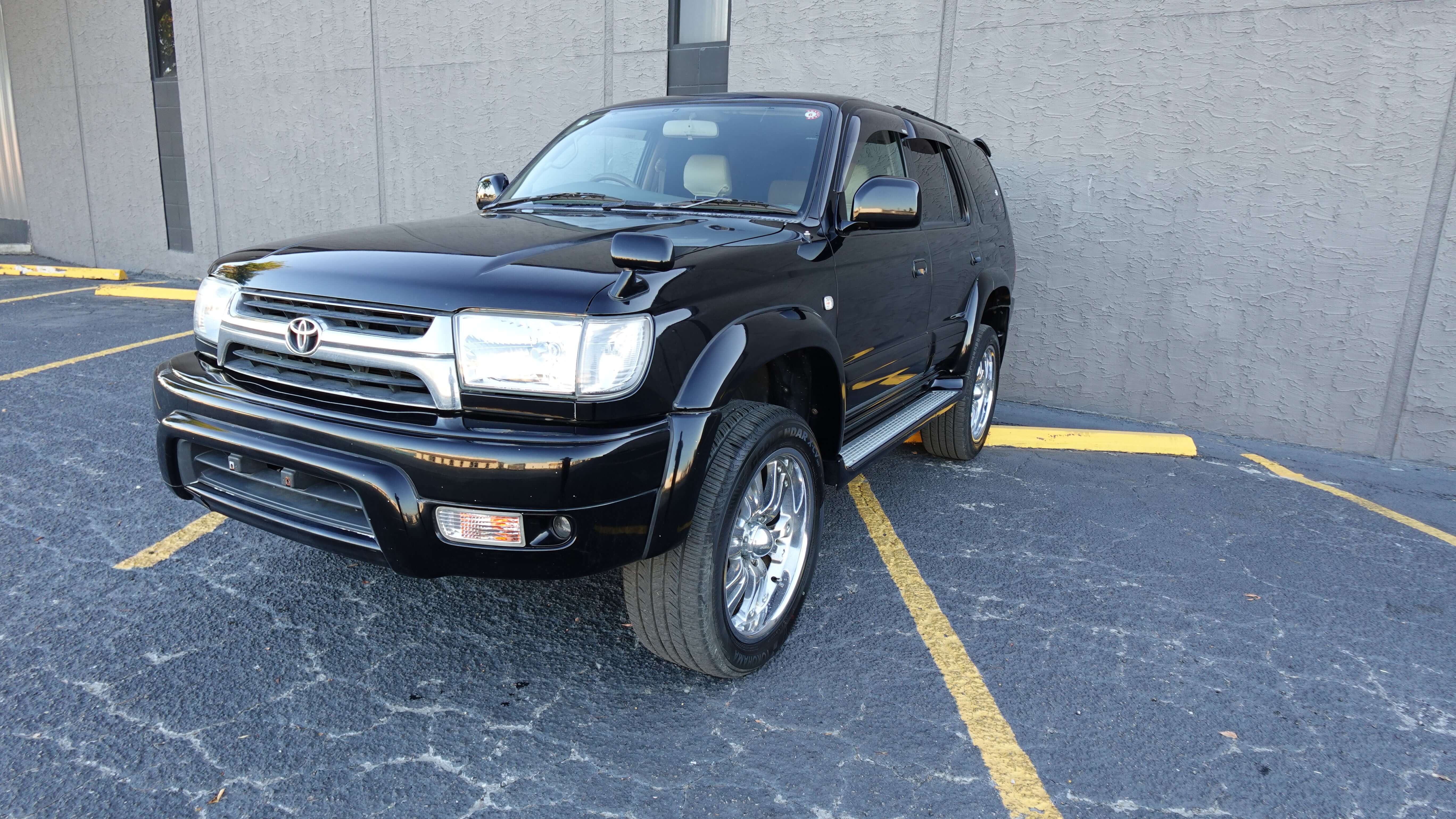 2000 JDM Toyota Hilux Surf SSR-X RZN185 2.7L