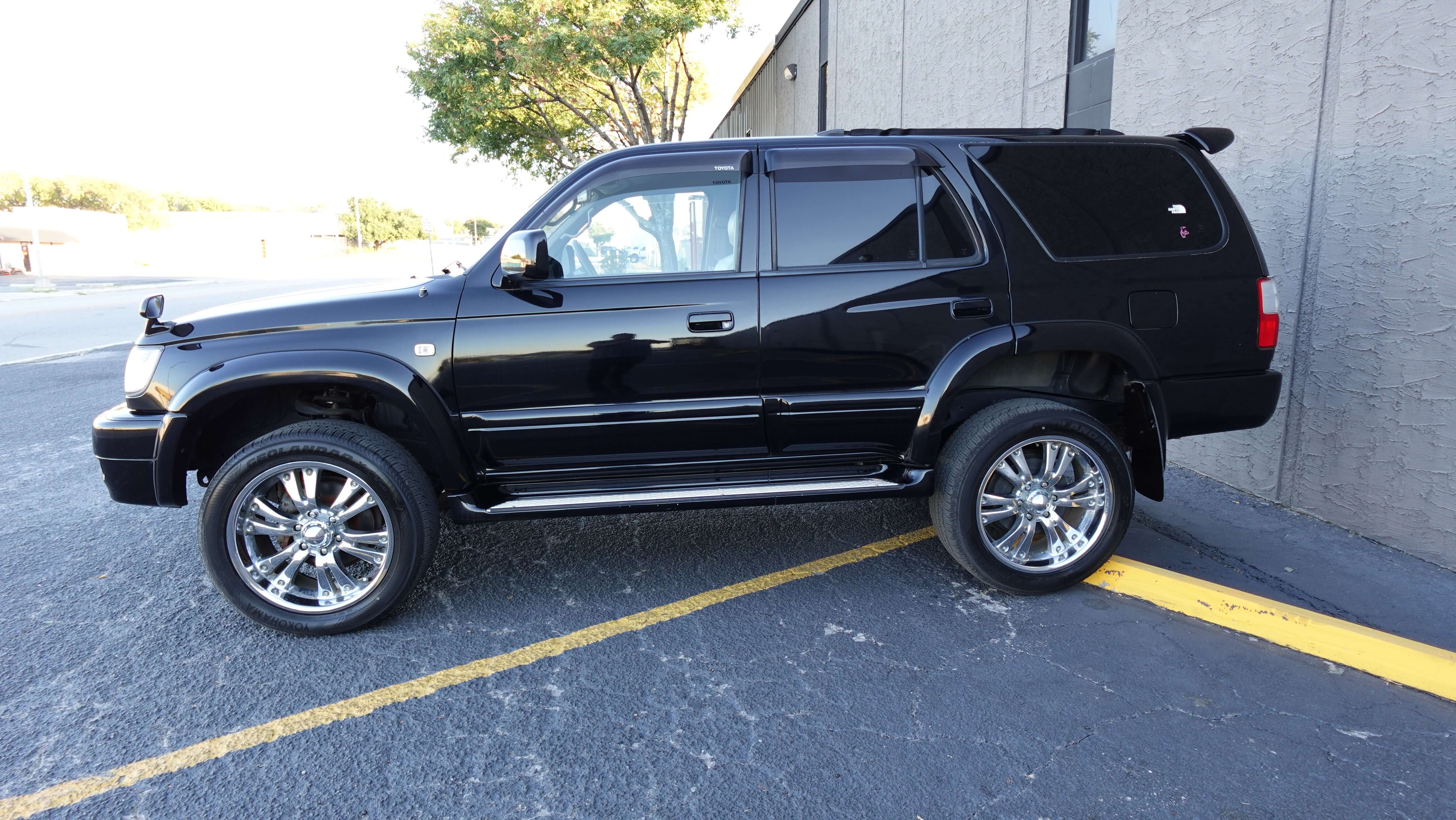 2000 JDM Toyota Hilux Surf SSR-X RZN185 2.7L