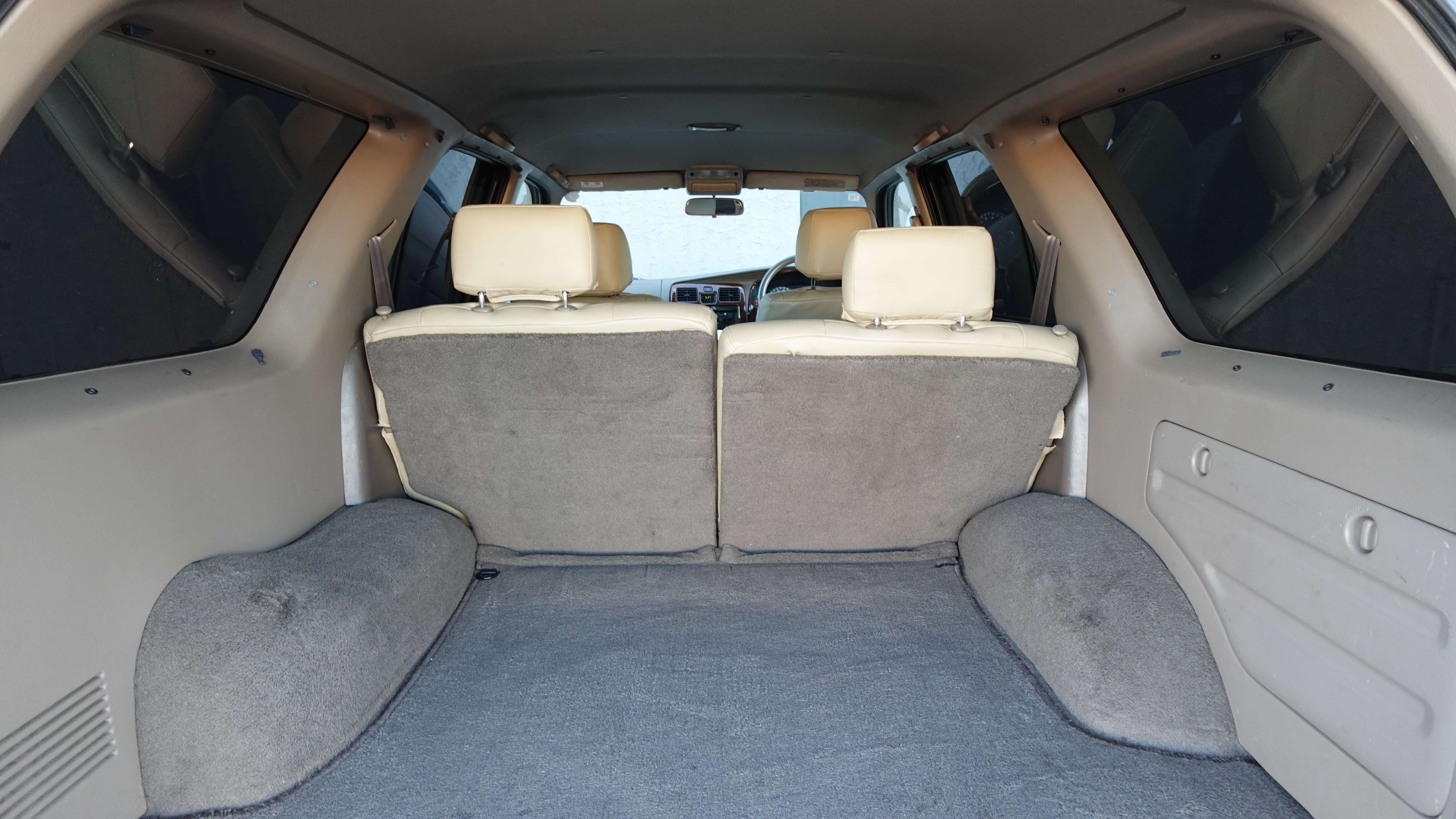 2000 JDM Toyota Hilux Surf SSR-X RZN185 2.7L