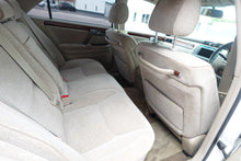 Load image into Gallery viewer, Toyota Crown Royal Saloon 1999