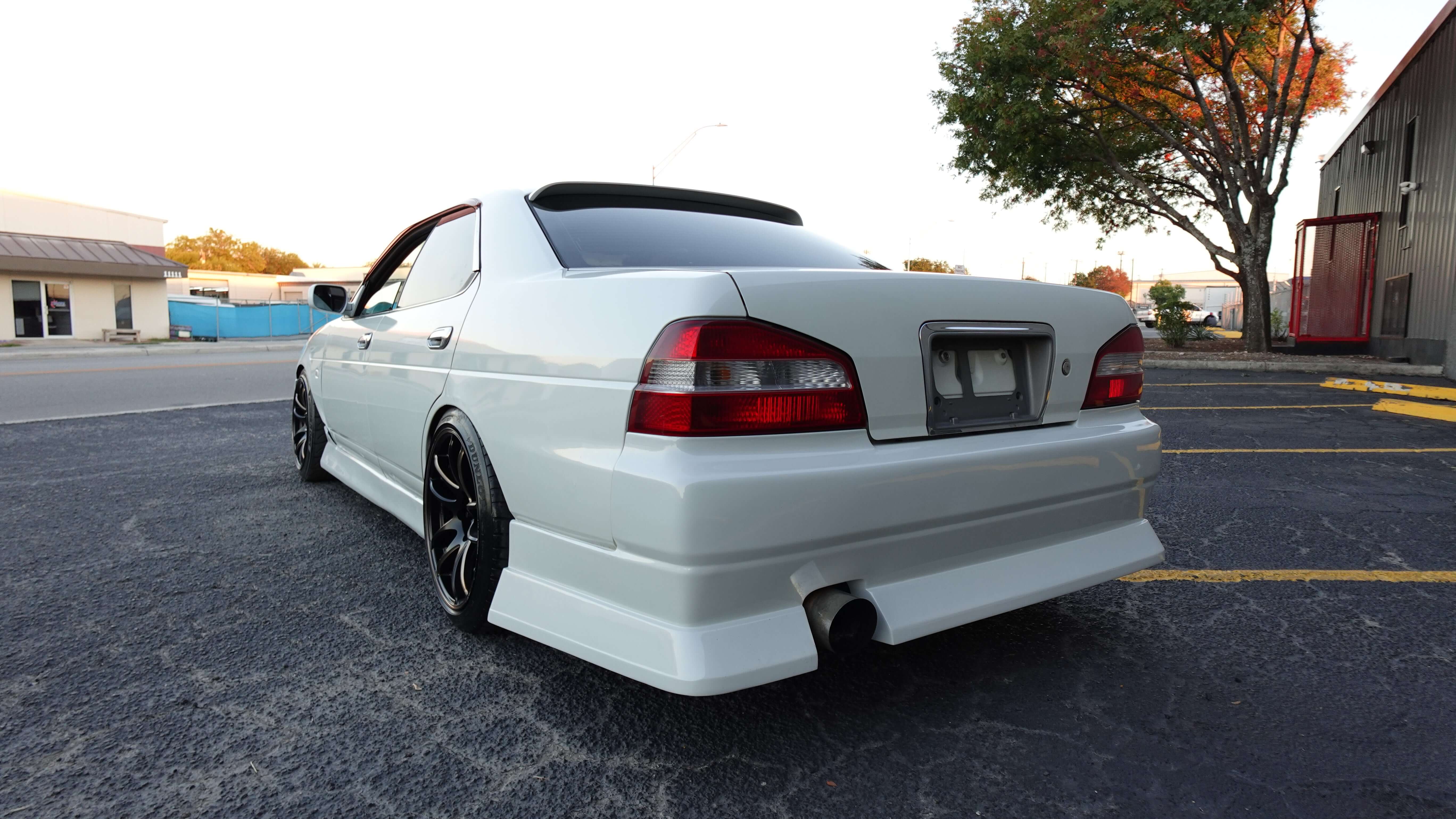 2000 Nissan Laurel 25 Club S C35