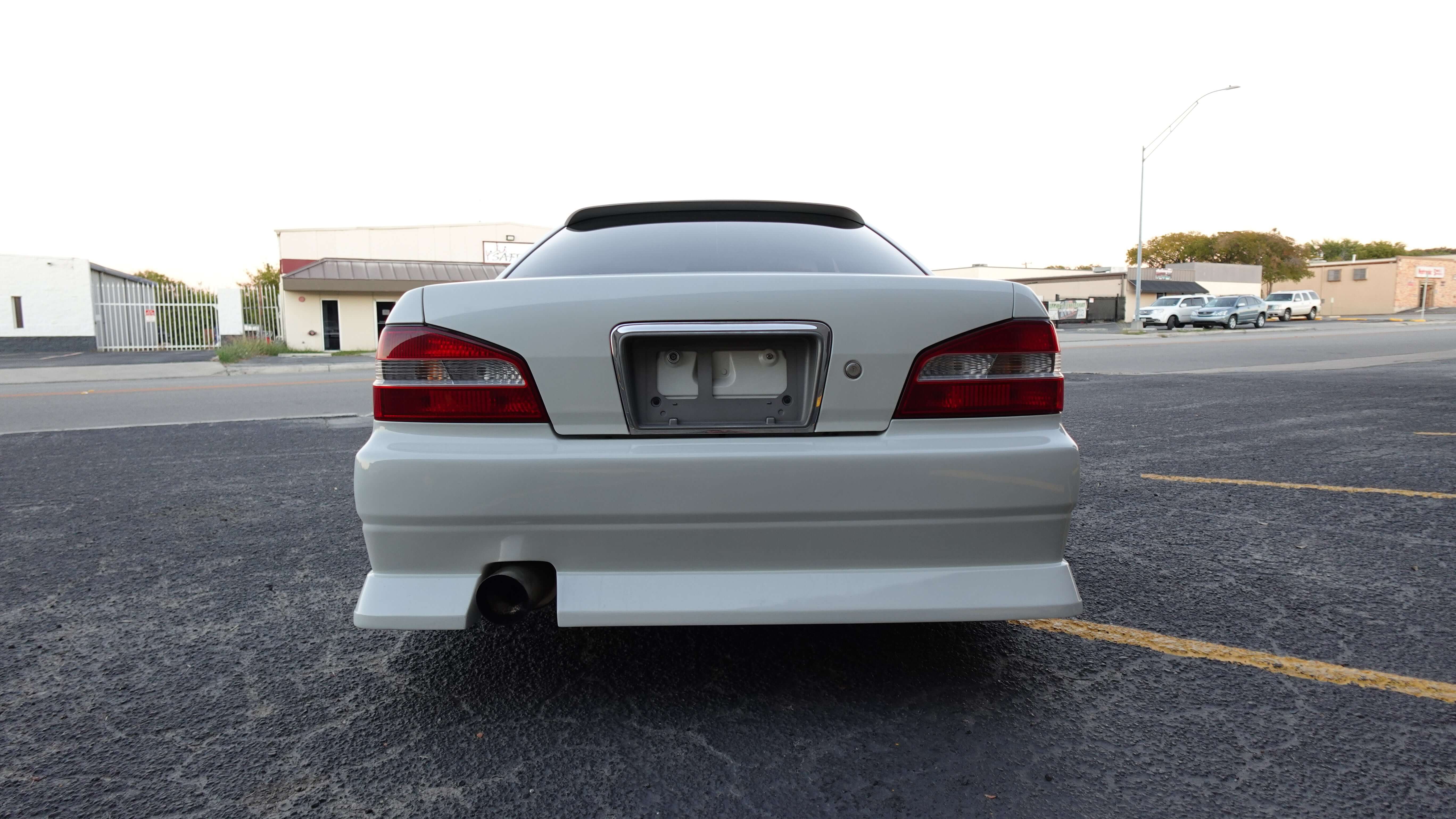 2000 Nissan Laurel 25 Club S C35