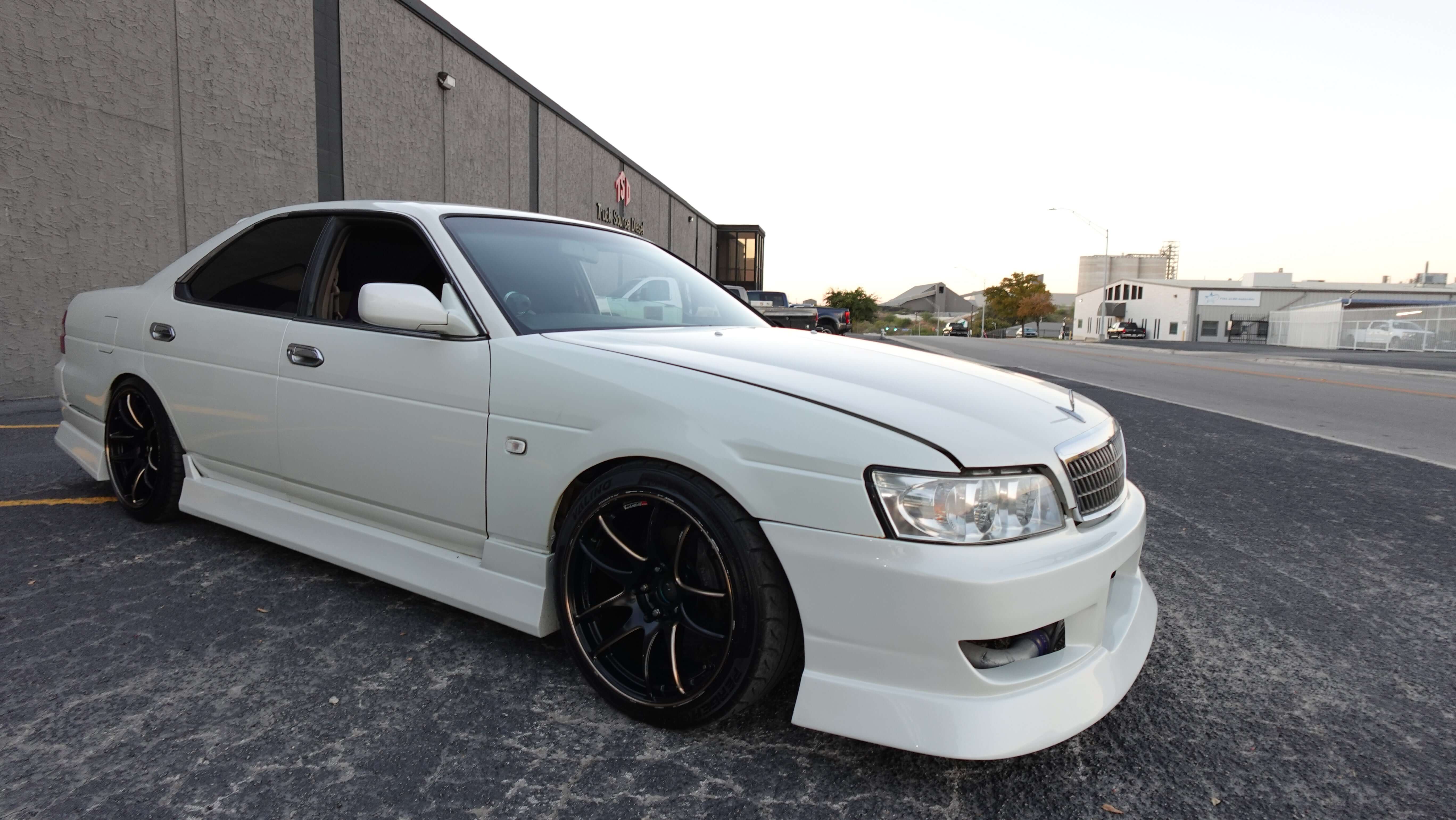 2000 Nissan Laurel 25 Club S C35