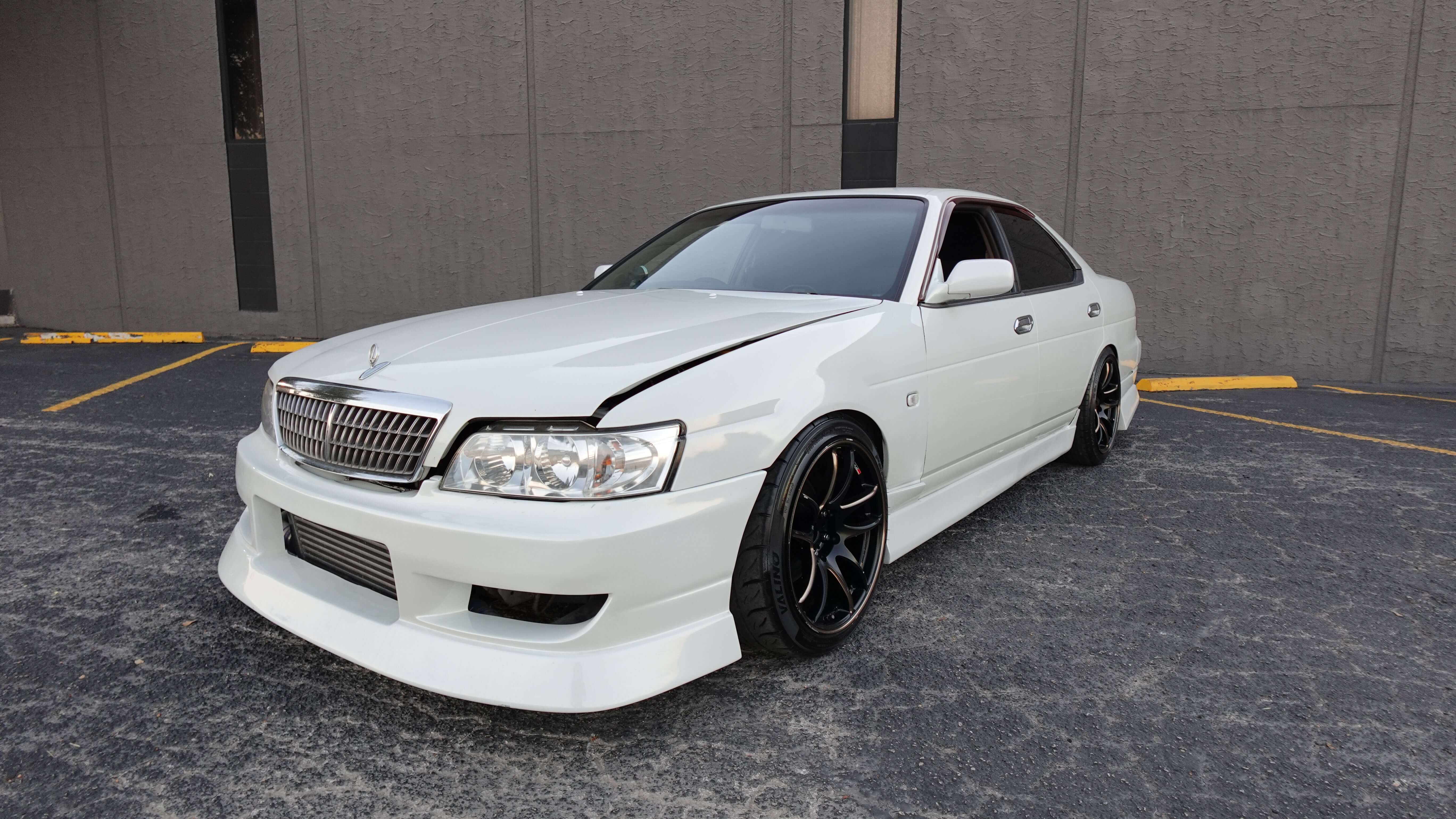 2000 Nissan Laurel 25 Club S C35