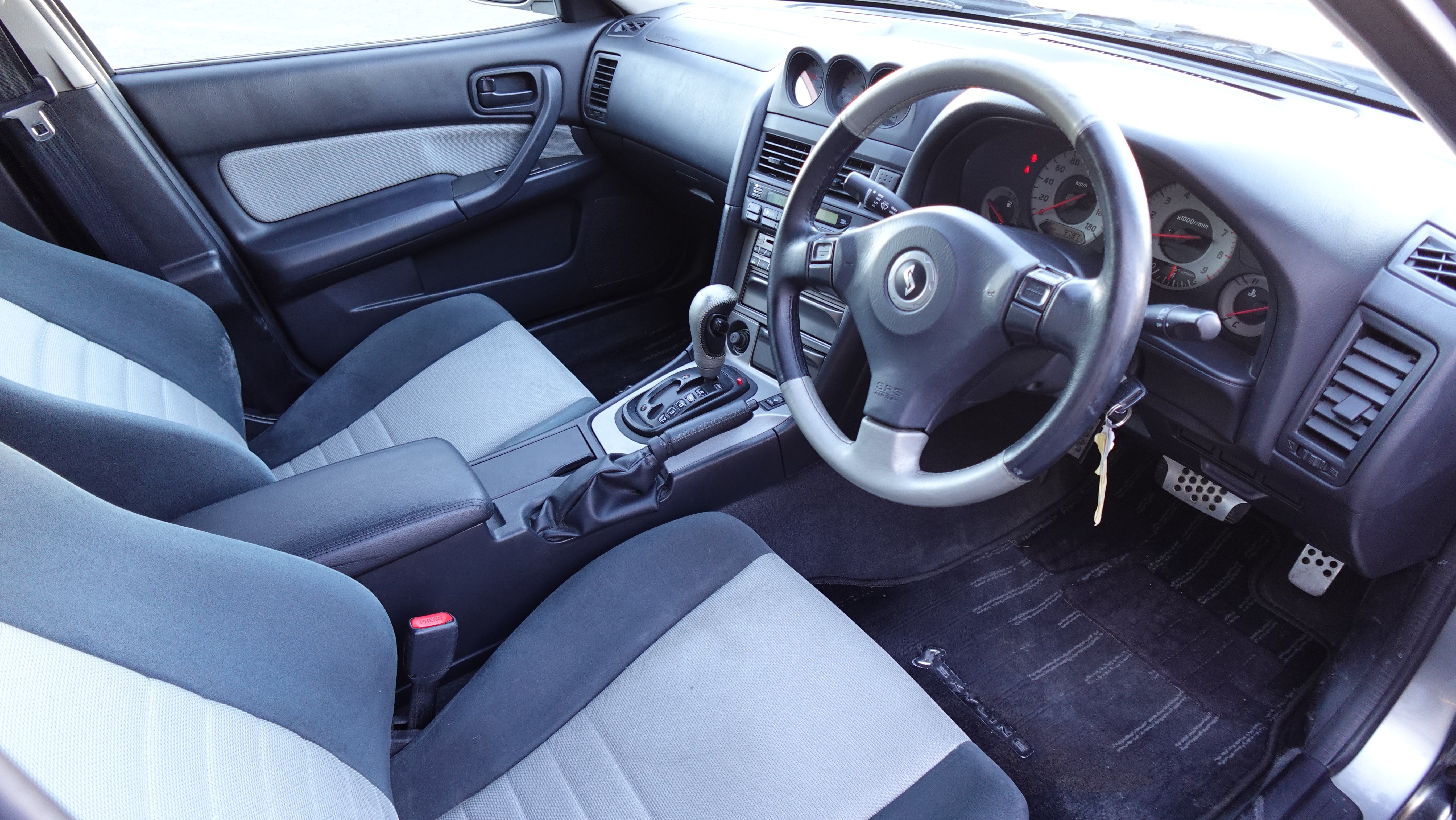 2000 Nissan Skyline R34 GT25