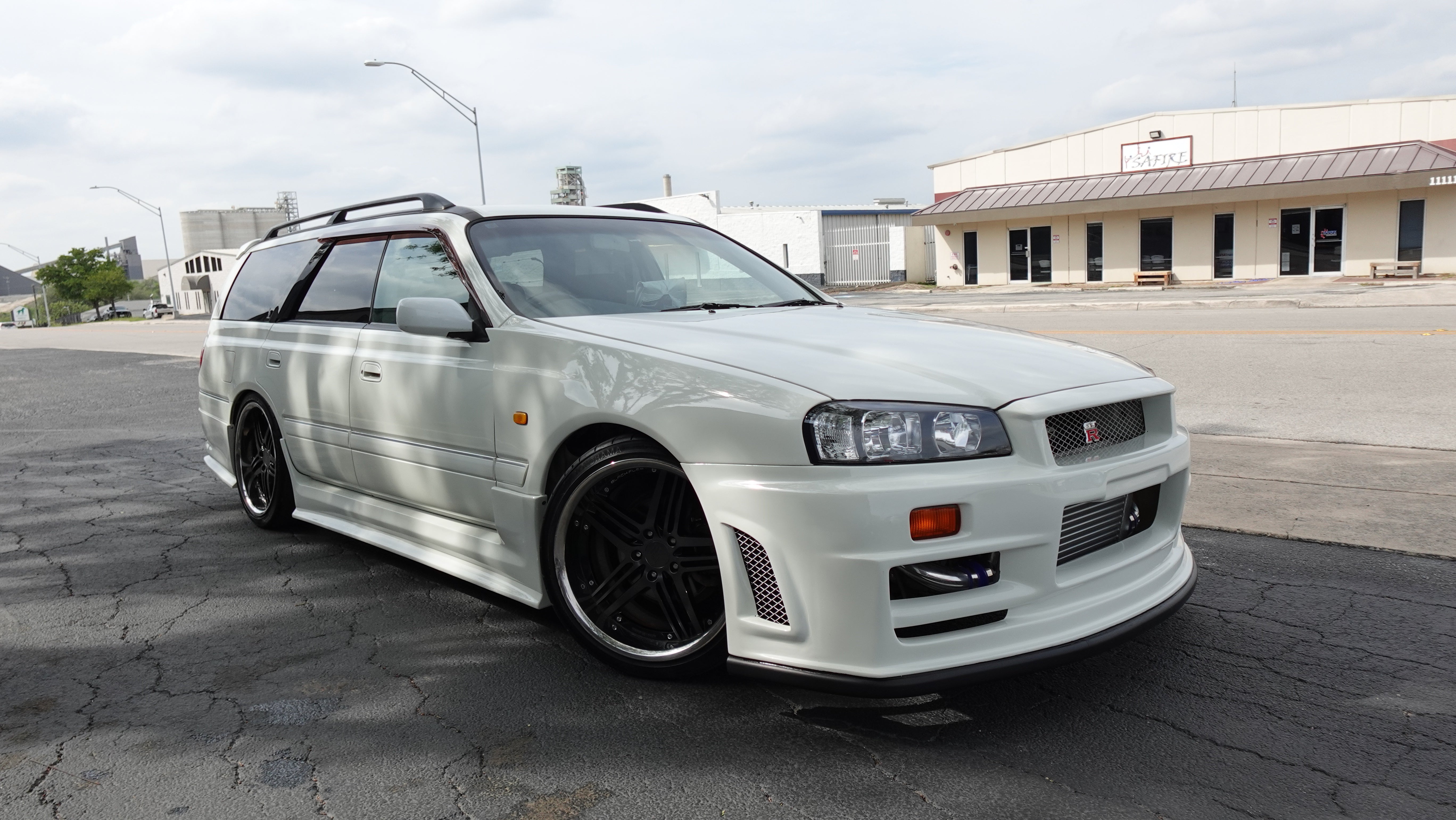 2001 Nissan Stagea RS-4 Turbo AWD 4WD R34 GTR front Conversion