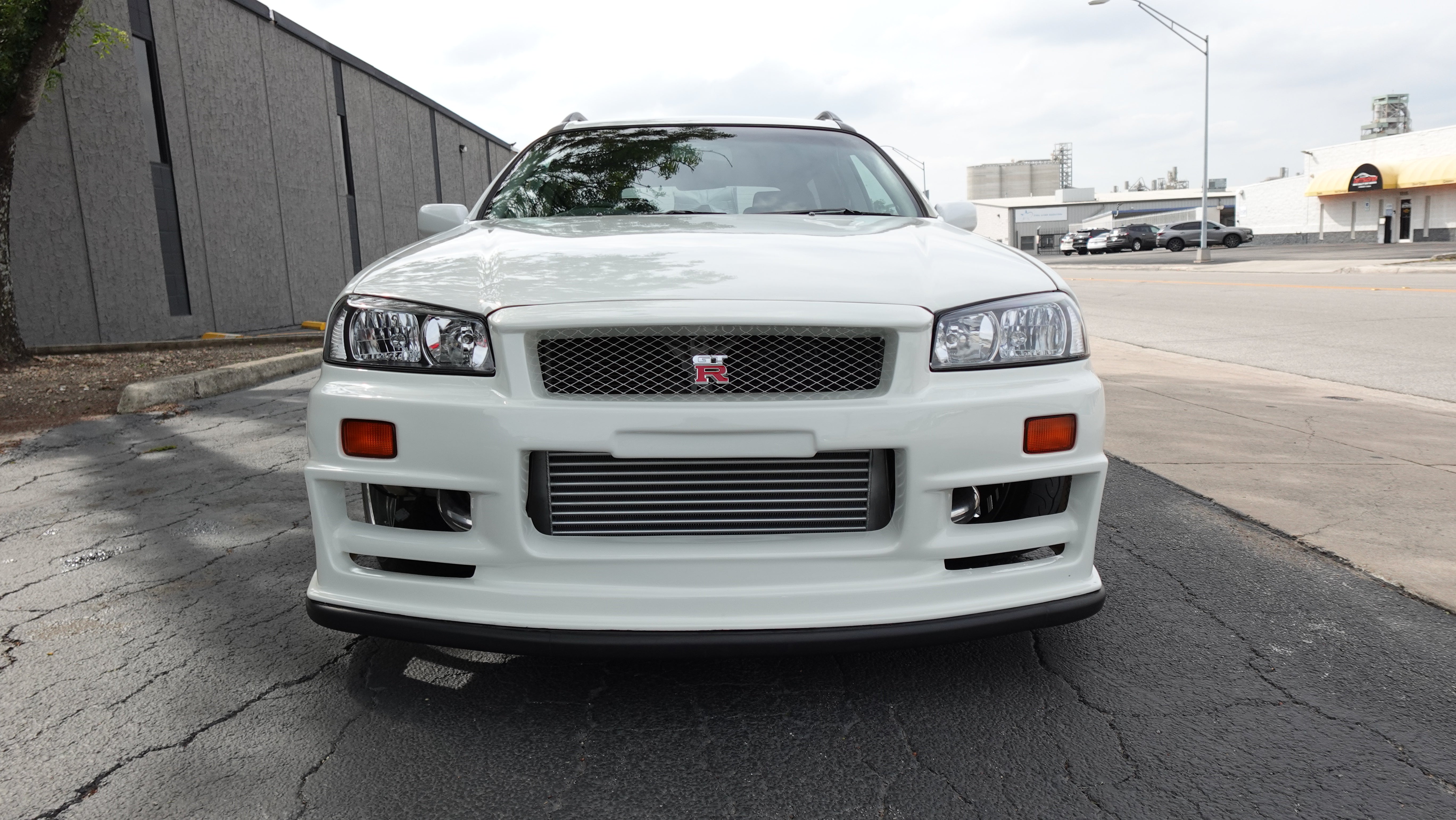 2001 Nissan Stagea RS-4 Turbo AWD 4WD R34 GTR front Conversion
