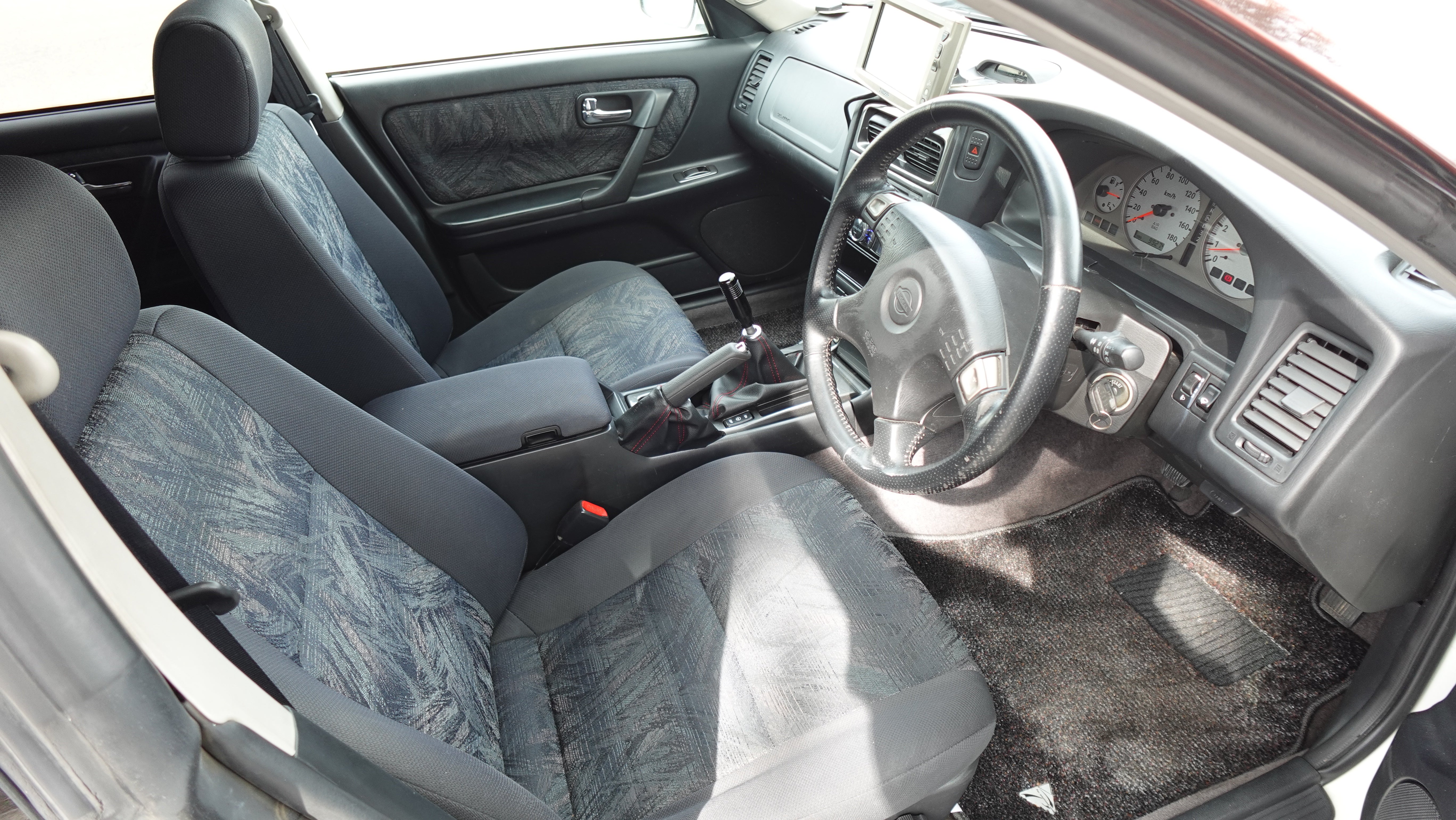 2001 Nissan Stagea RS-4 Turbo AWD 4WD R34 GTR front Conversion