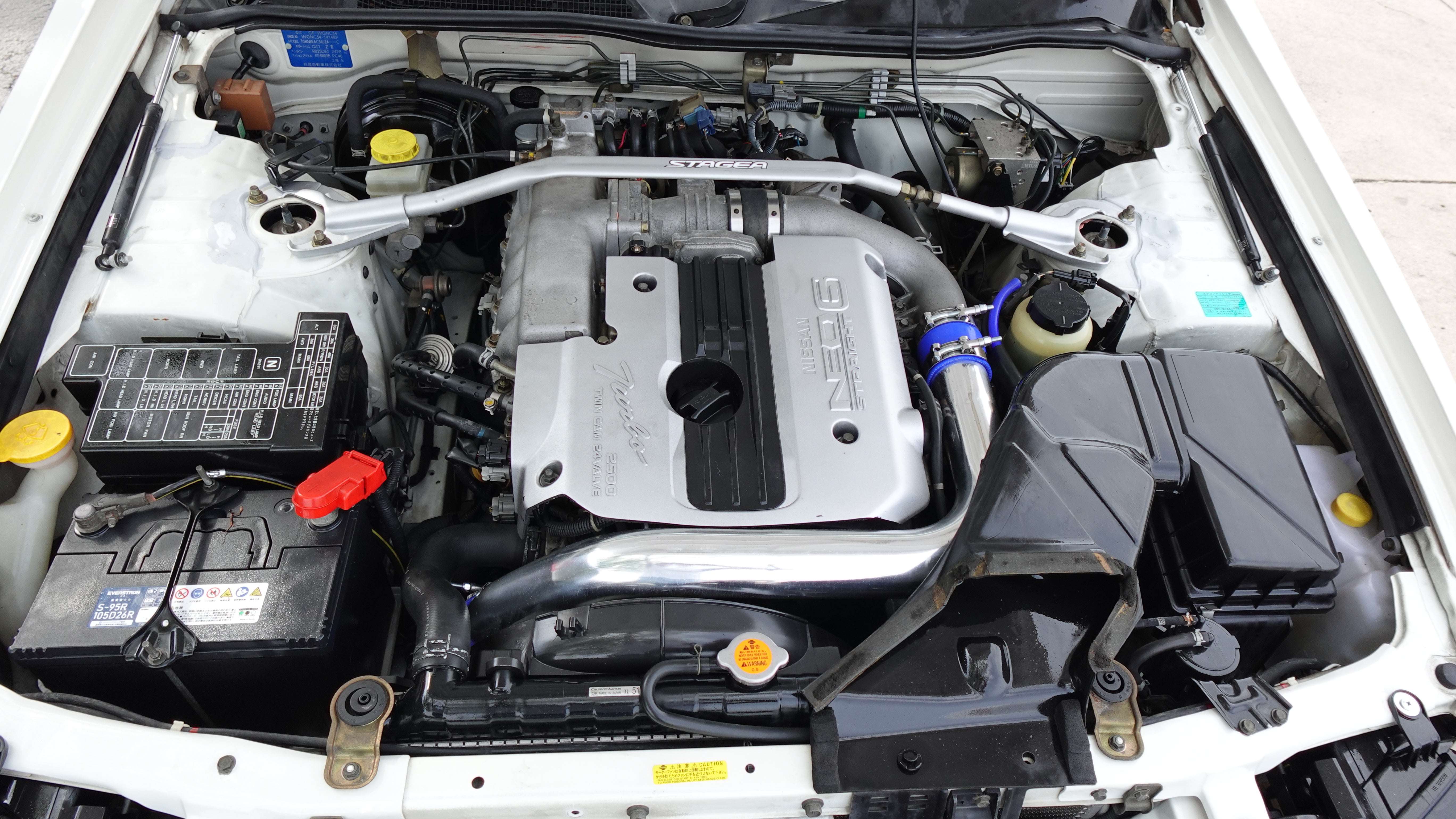2001 Nissan Stagea RS-4 Turbo AWD 4WD R34 GTR front Conversion