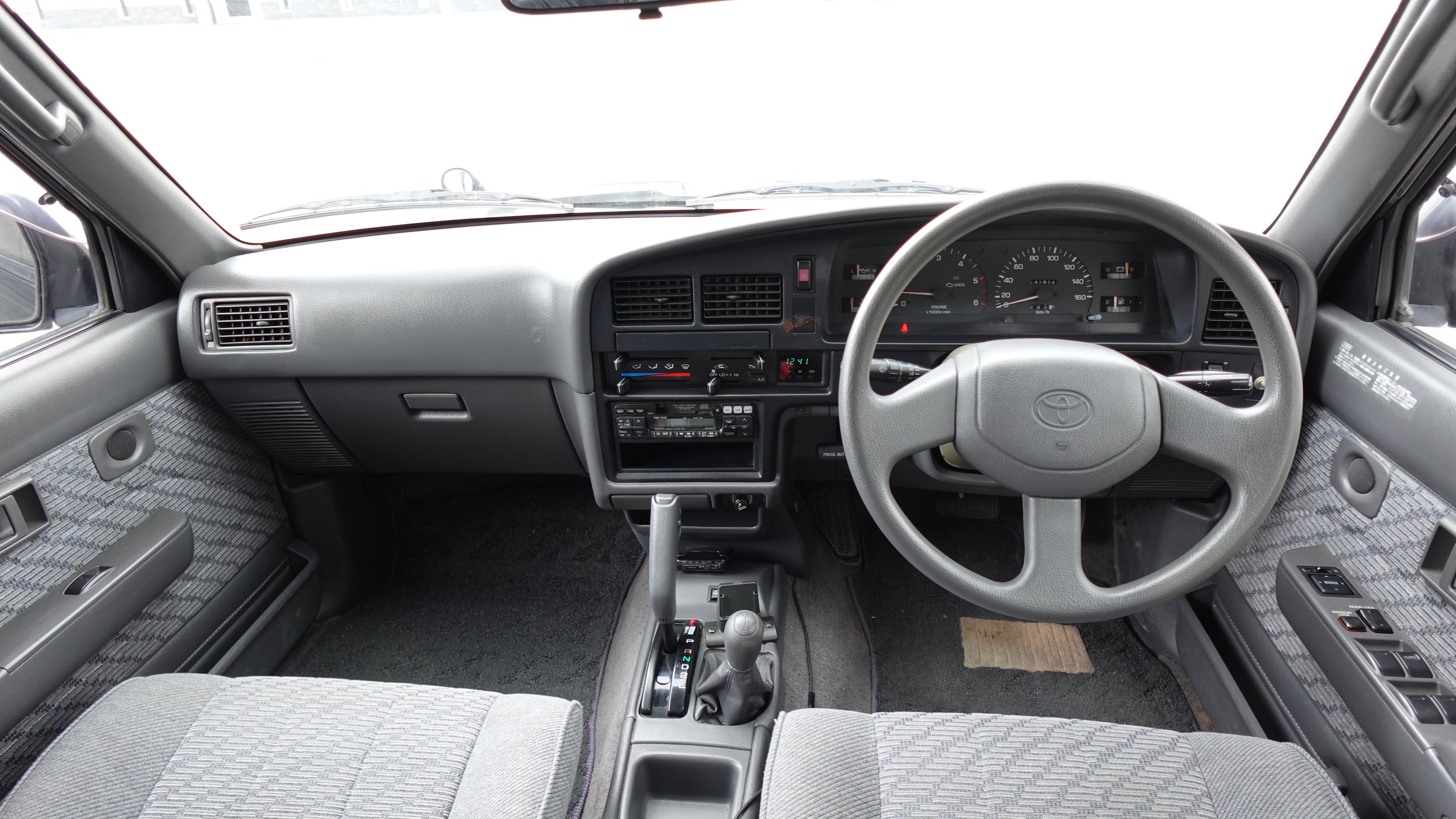 1997 Toyota Hilux Pickup SSR-X double cap 4wd Diesel Turbo LN112