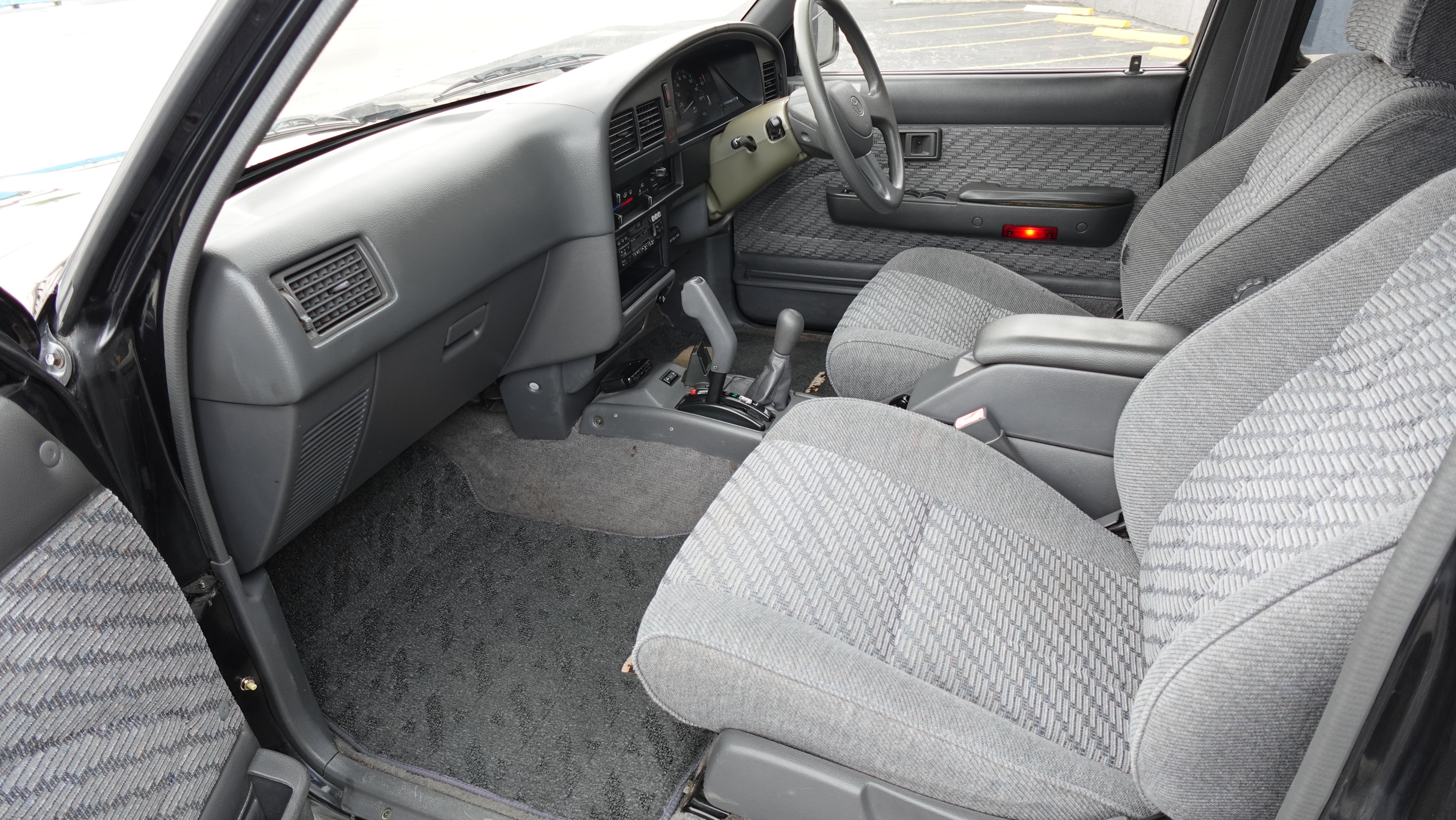 1997 Toyota Hilux Pickup SSR-X double cap 4wd Diesel Turbo LN112