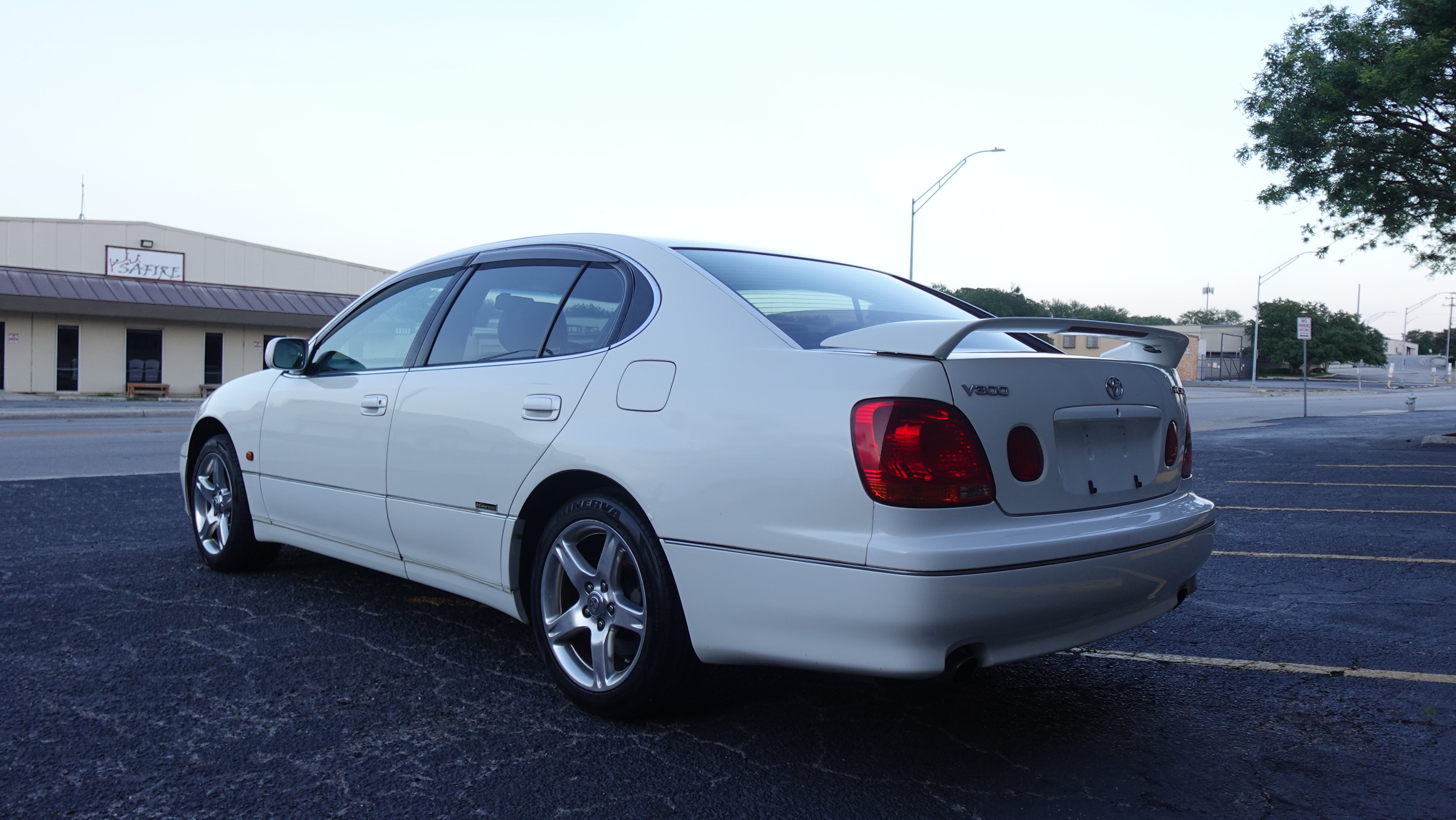 2001 Toyota Aristo V300 Twin-Turbo